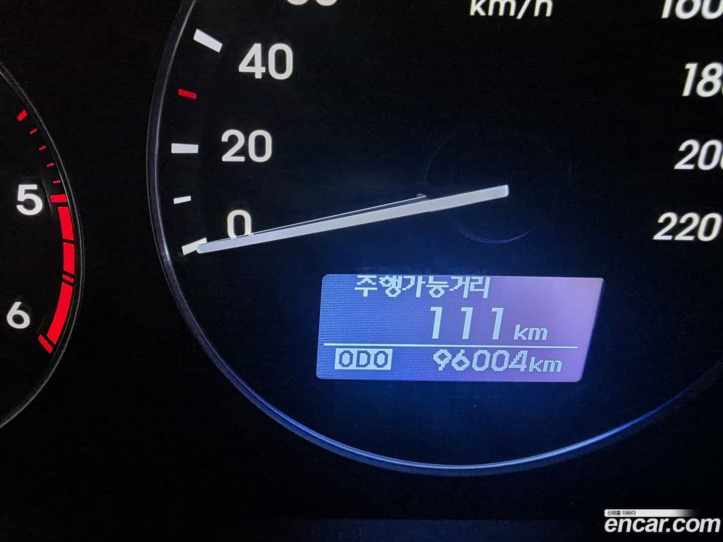 Starex Hyundai 2019.10-OPTION-016