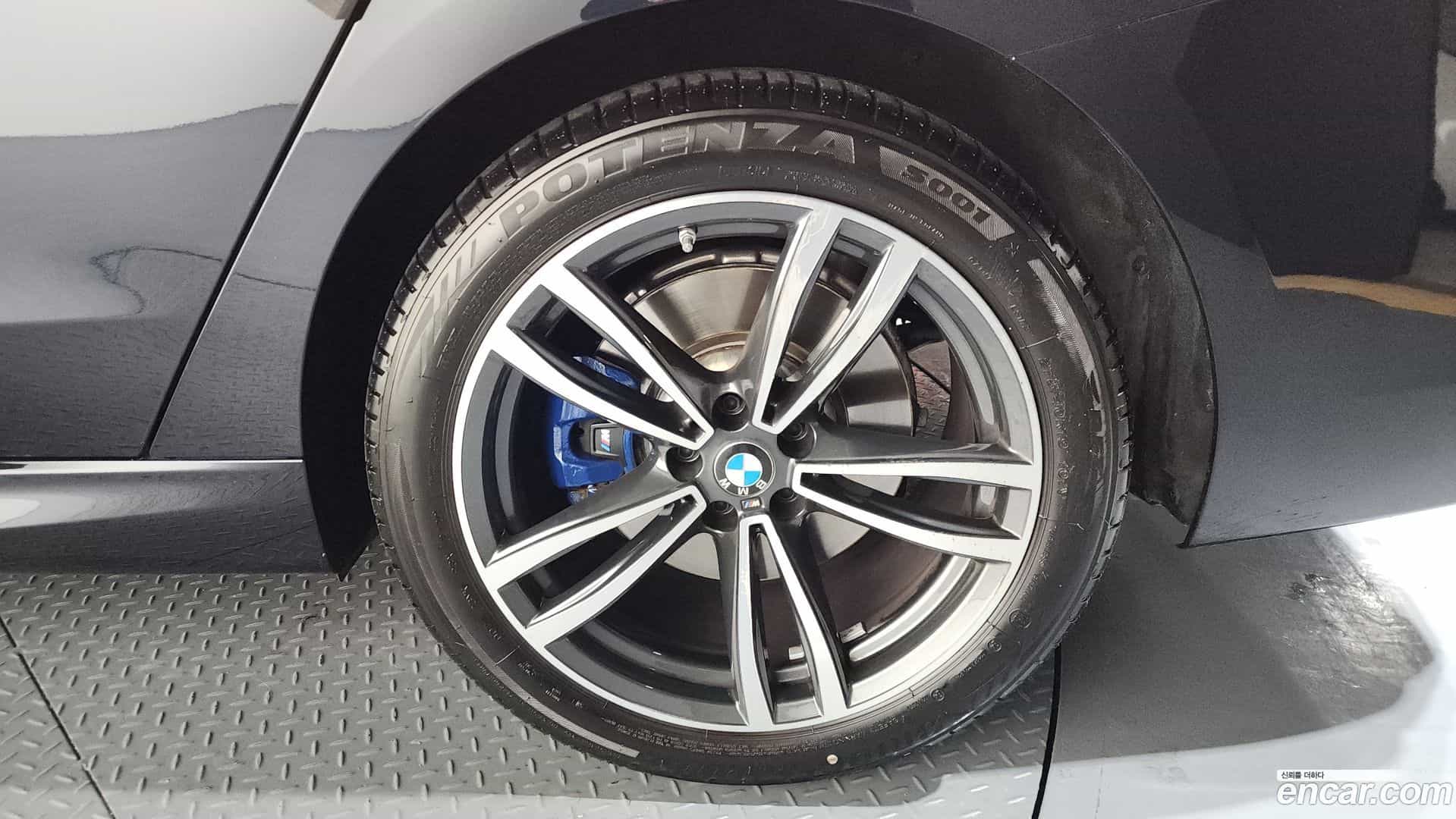 Gran Turismo BMW 2020.10-OUTER-005