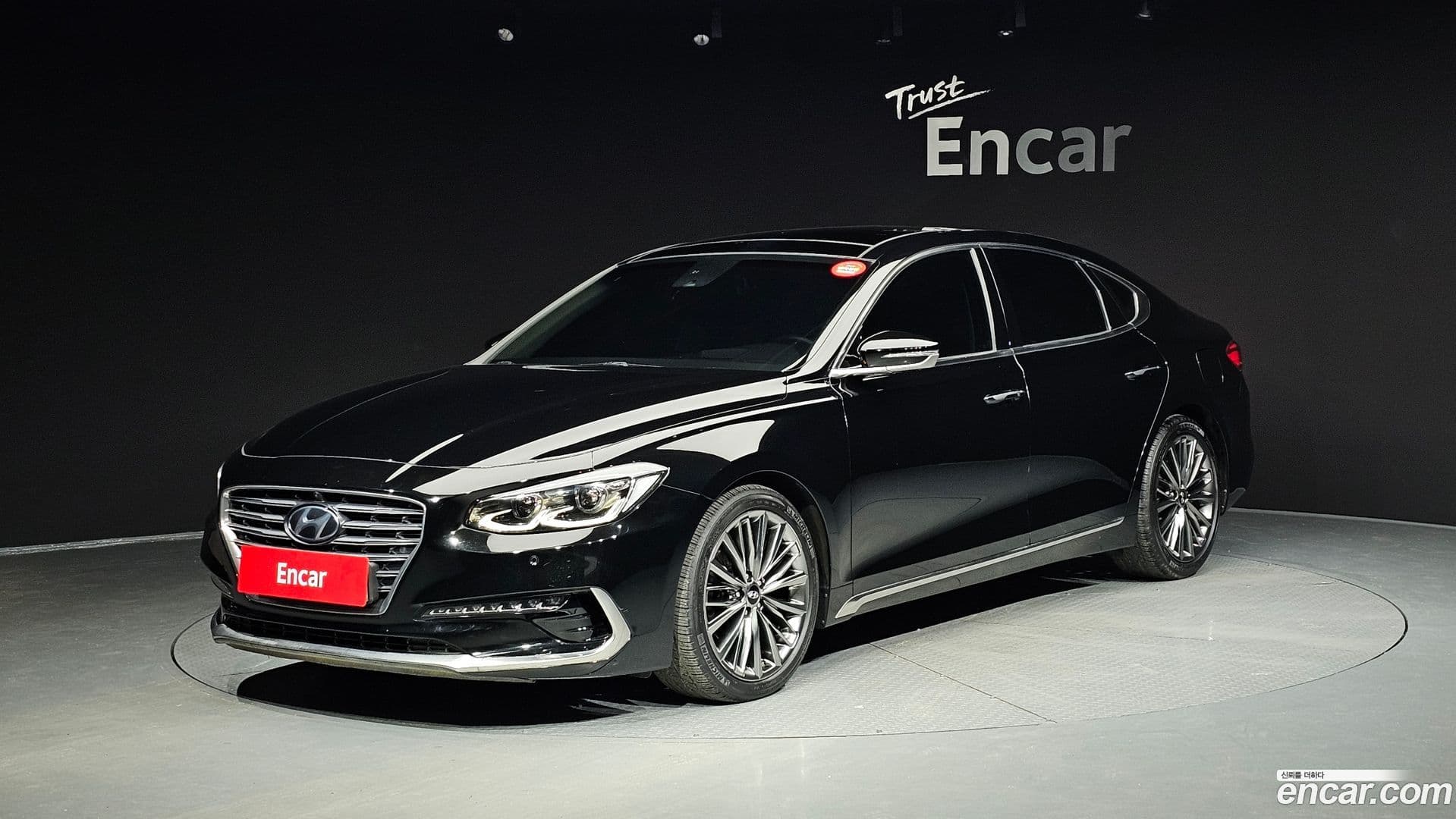 Main__Slider__Photo:Grandeur Hyundai 2017.5-0