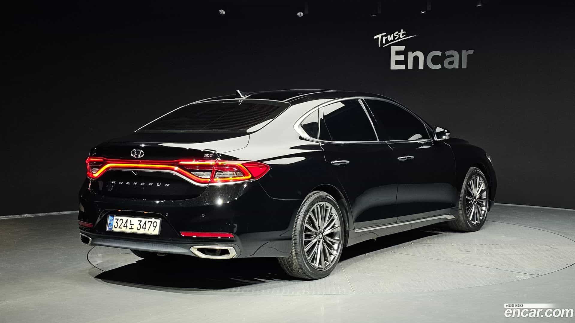 Grandeur Hyundai 2017.5-OUTER-002