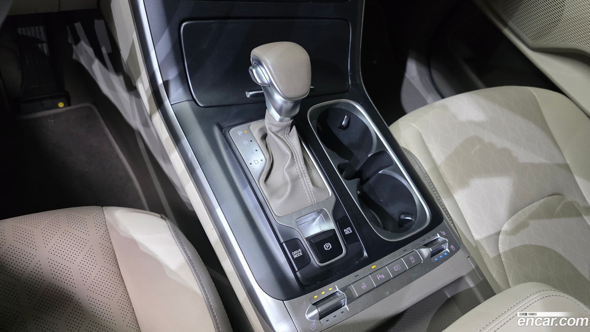 Main__Slider__Photo:Canival Kia 2020.10-8