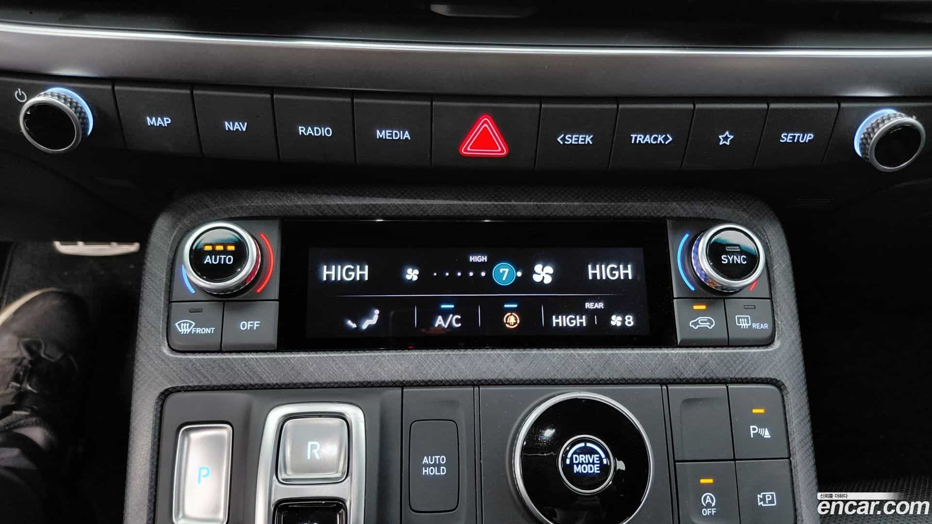 Palisade Hyundai 2023.9-INNER-010