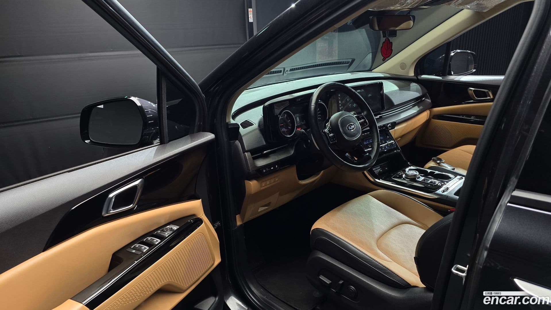 Main__Slider__Photo:Canival Kia 2020.10-10