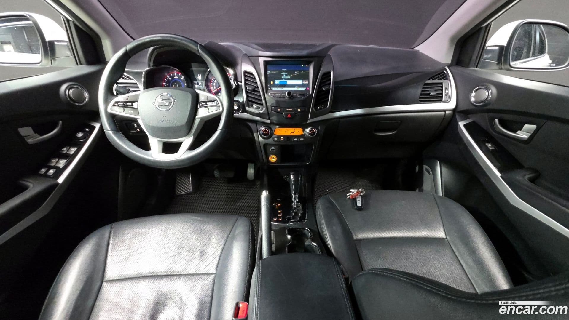 Main__Slider__Photo:KORANDO KG_Mobility_Ssangyong 2018.2-6