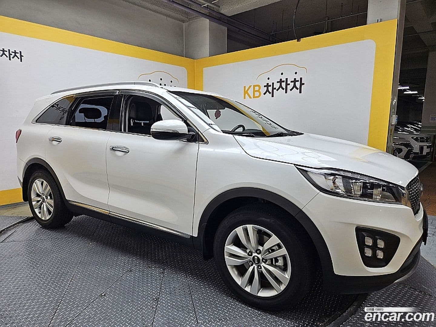 Main__Slider__Photo:Sorento Kia 2016.3-1