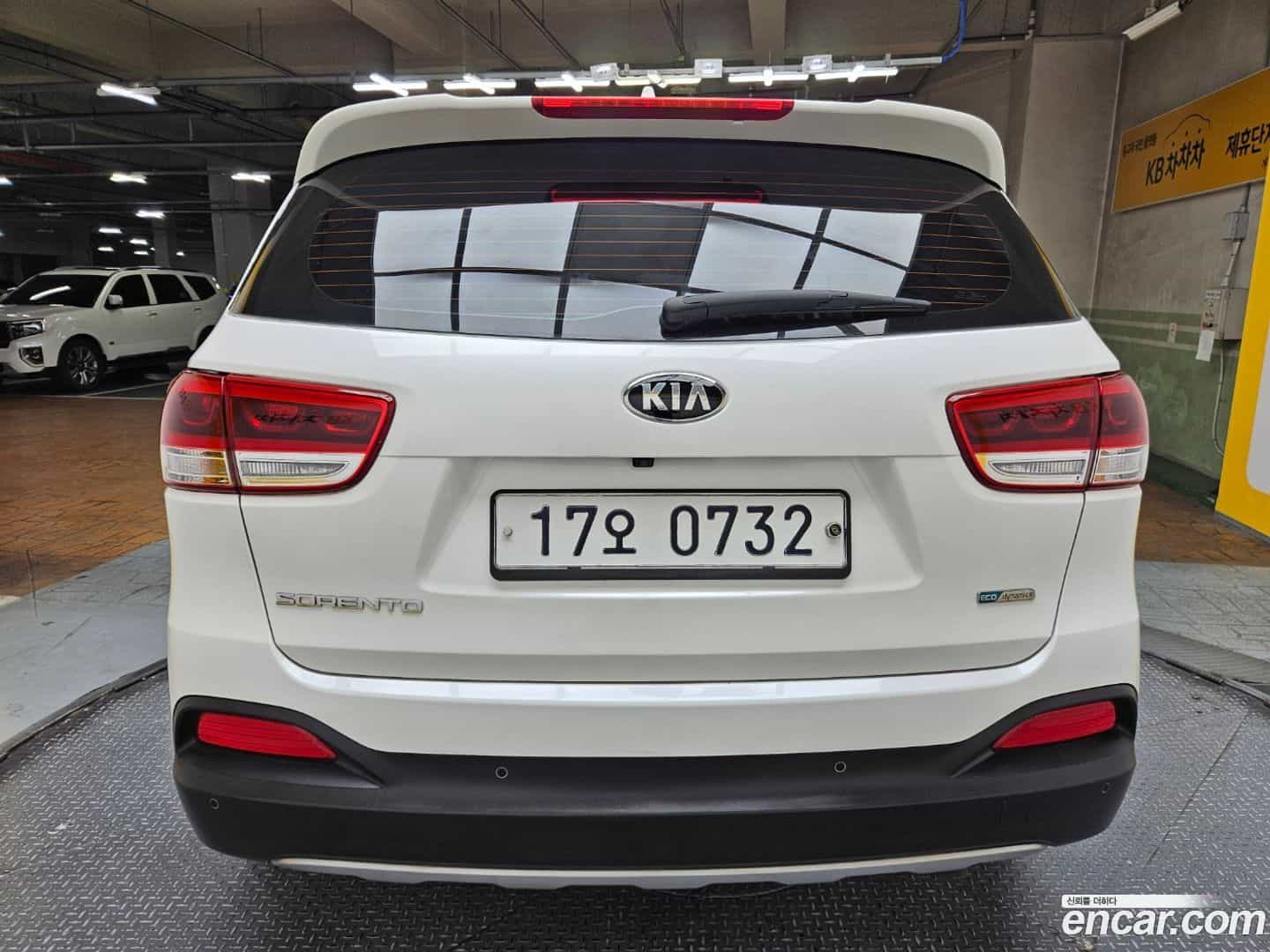 Sorento Kia 2016.3-OUTER-004
