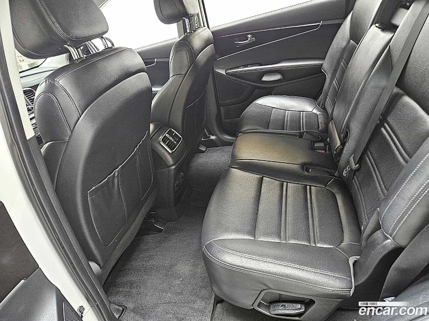 Sorento Kia 2016.3-OPTION-017