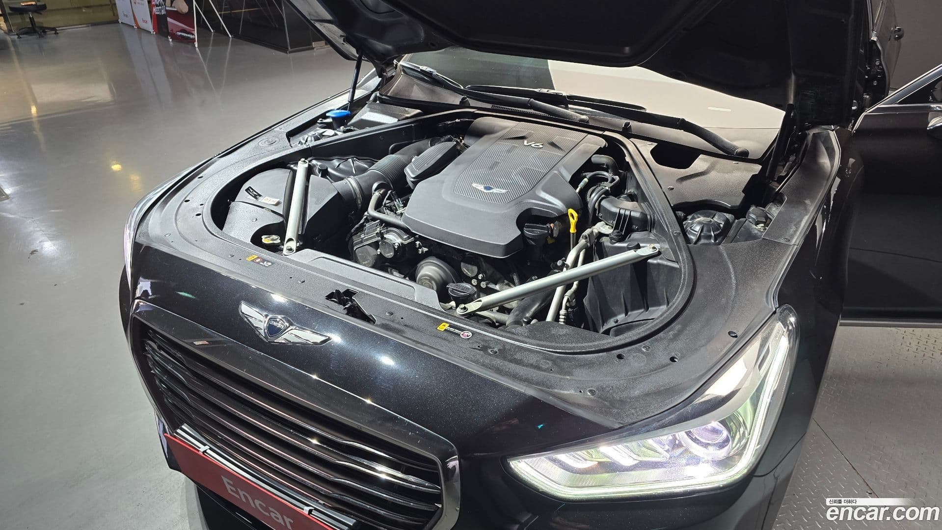 Main__Slider__Photo:EQ900 Genesis 2017.6-5