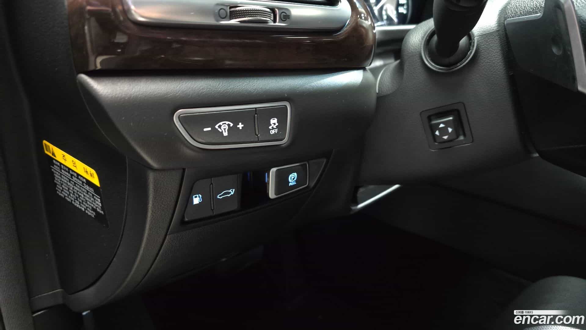 EQ900 Genesis 2017.6-OPTION-020