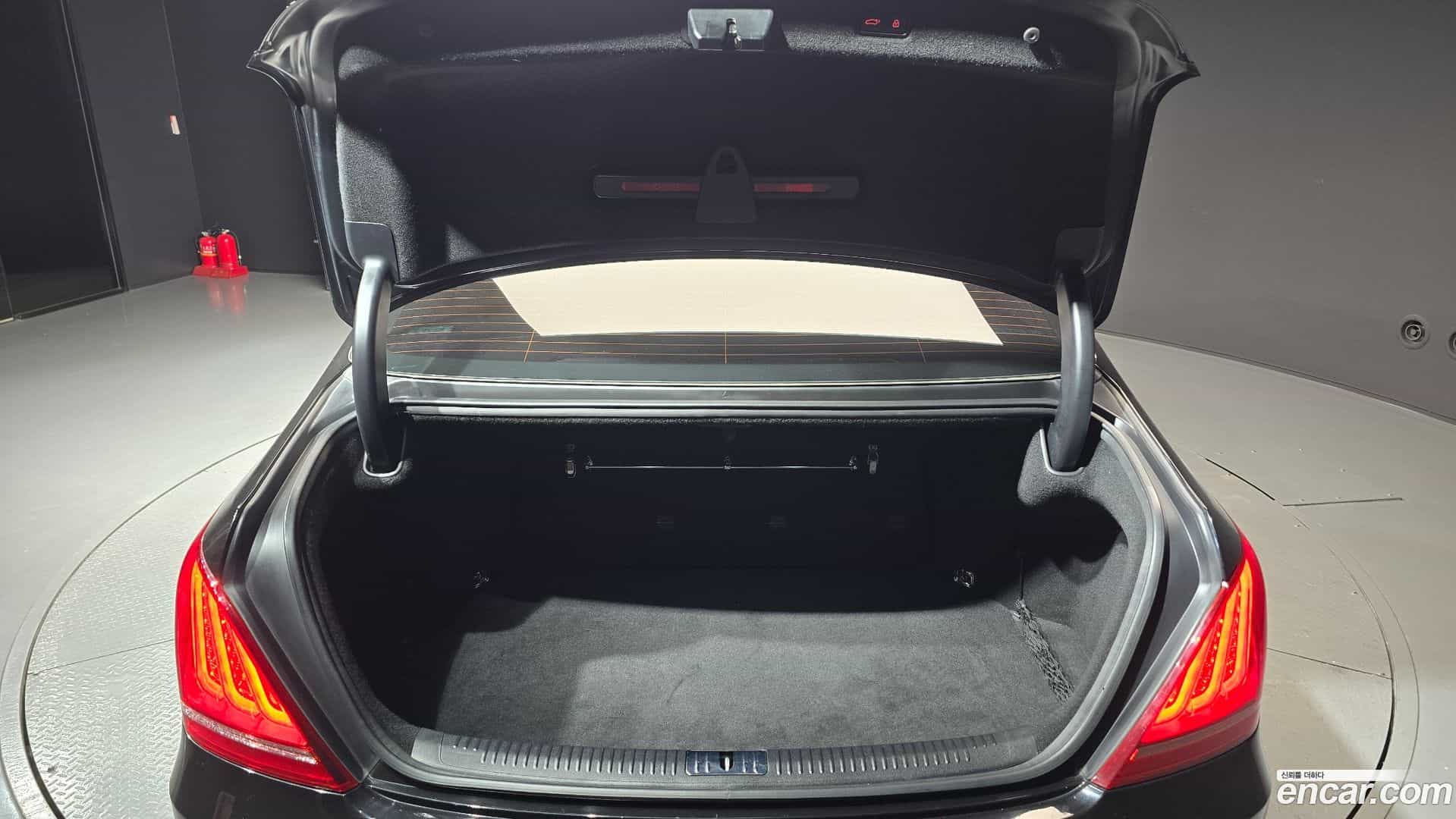 EQ900 Genesis 2017.6-OPTION-024