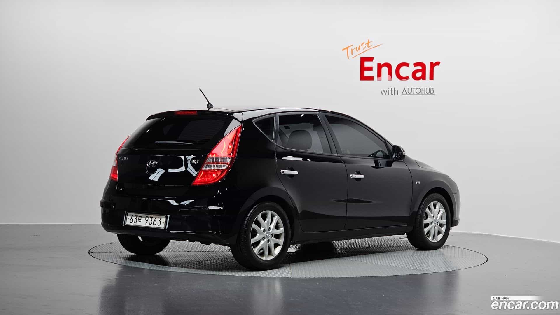 i30 Hyundai 2010.1-OUTER-002