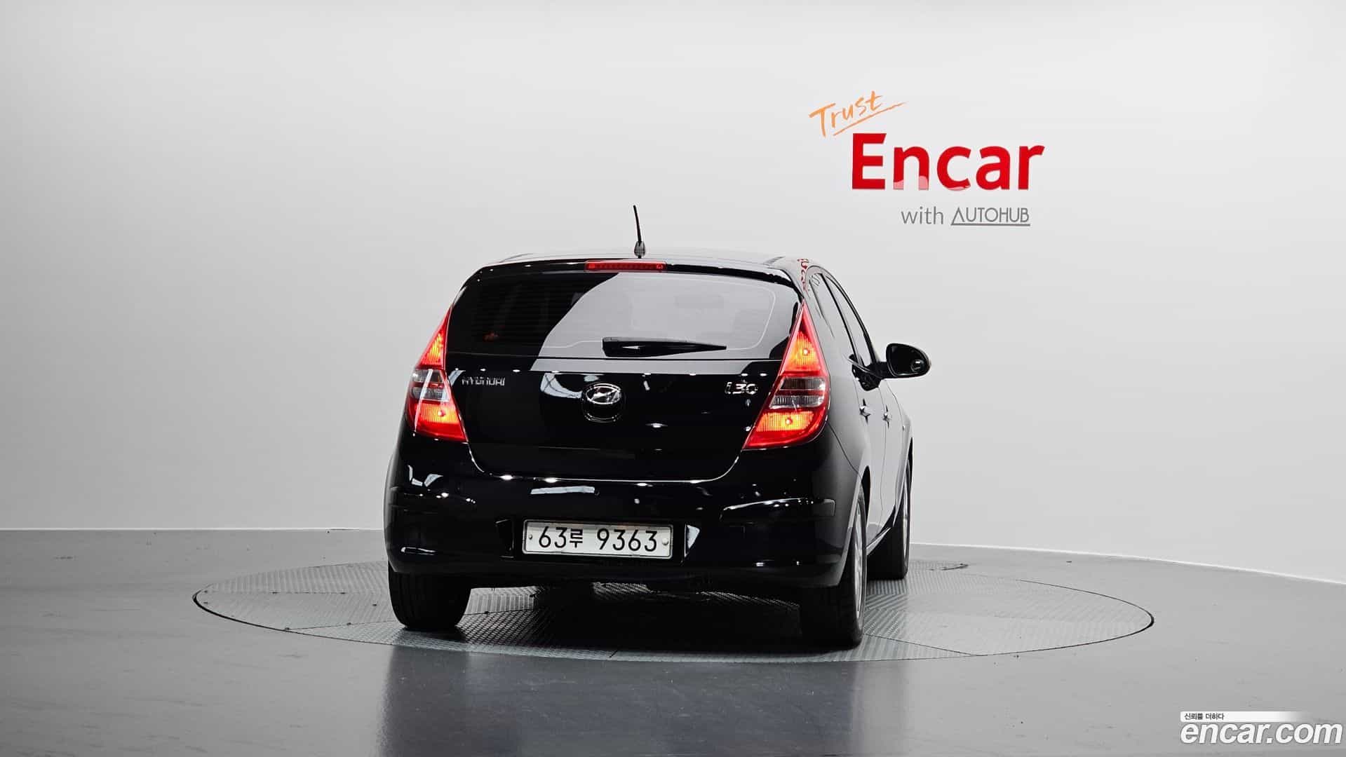 i30 Hyundai 2010.1-OUTER-004