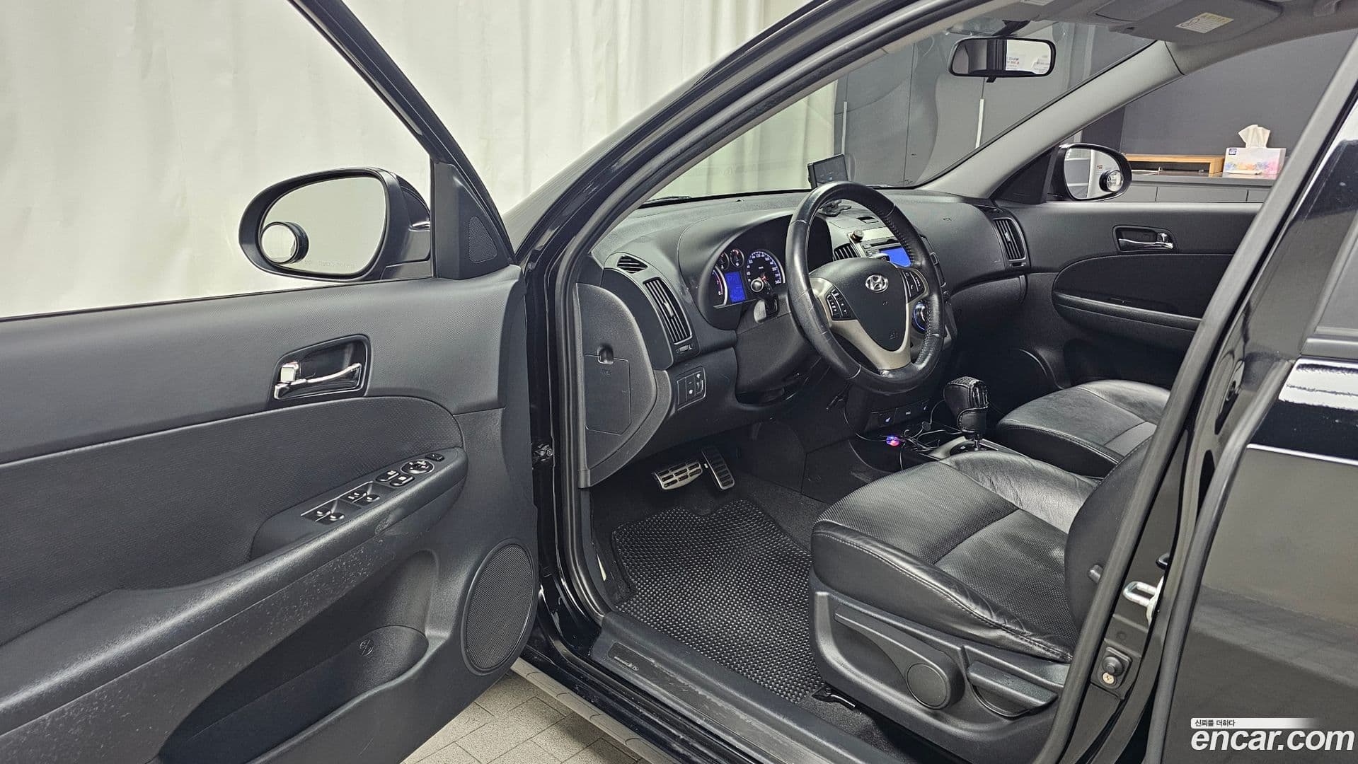 Main__Slider__Photo:i30 Hyundai 2010.1-9