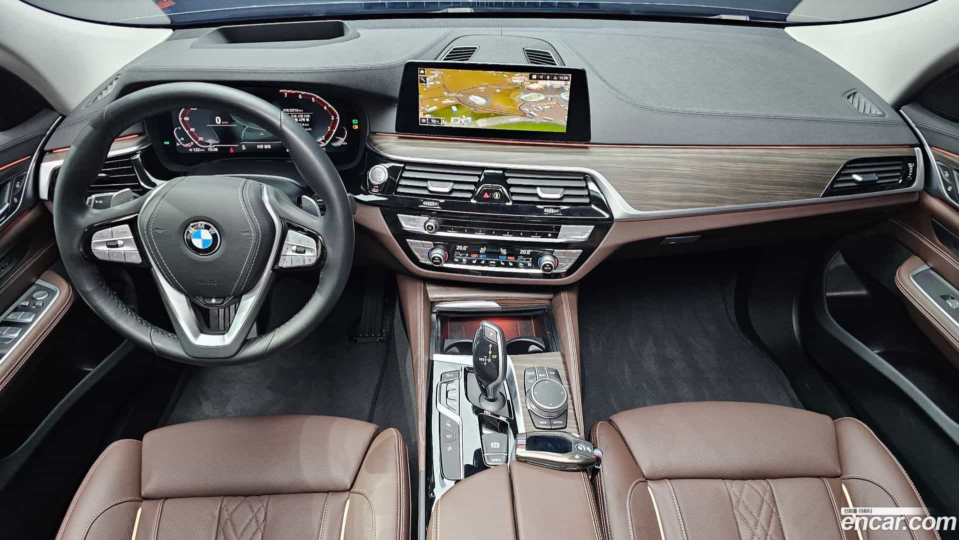 Gran Turismo BMW 2020.2-INNER-007