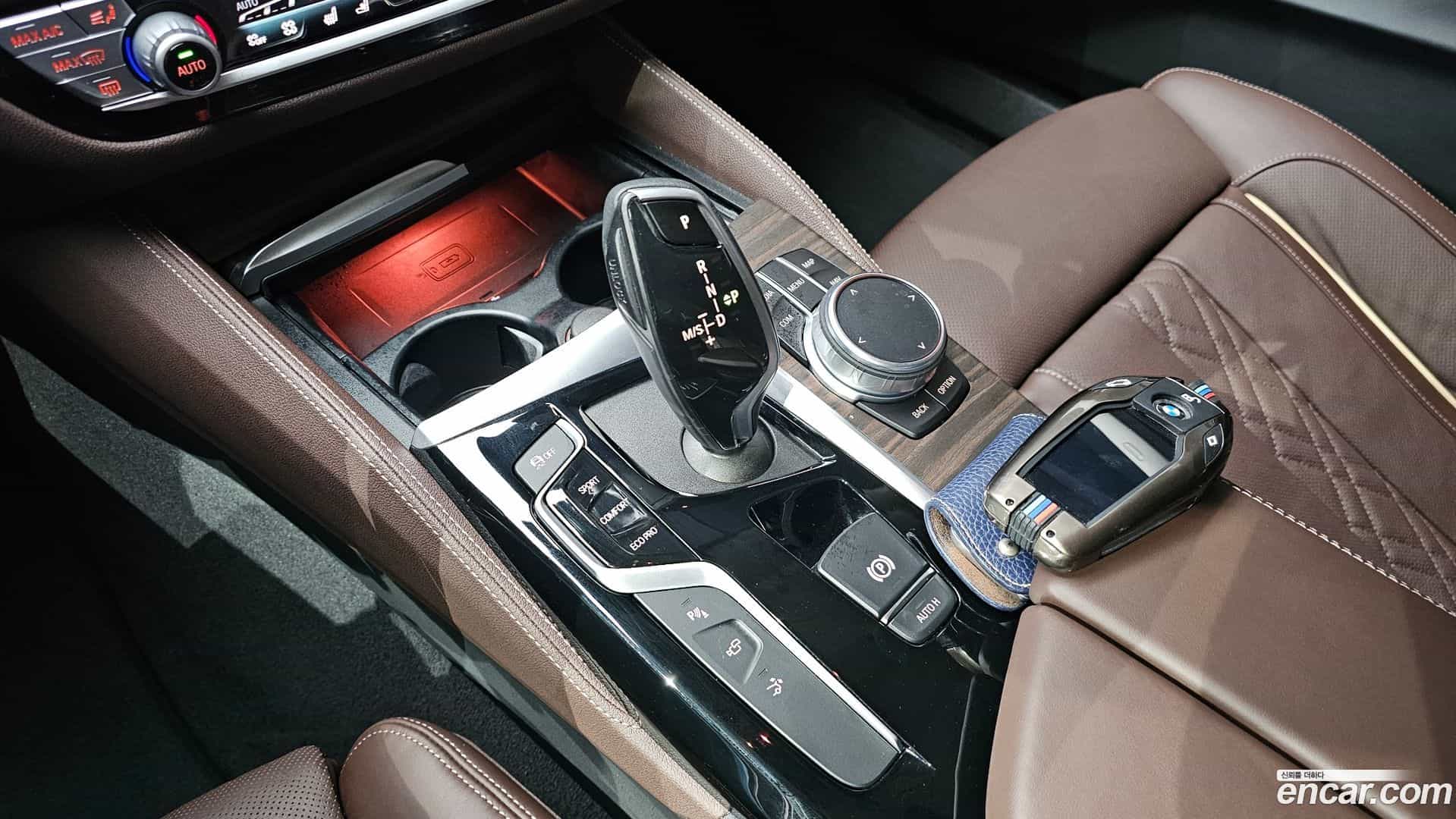 Gran Turismo BMW 2020.2-INNER-009