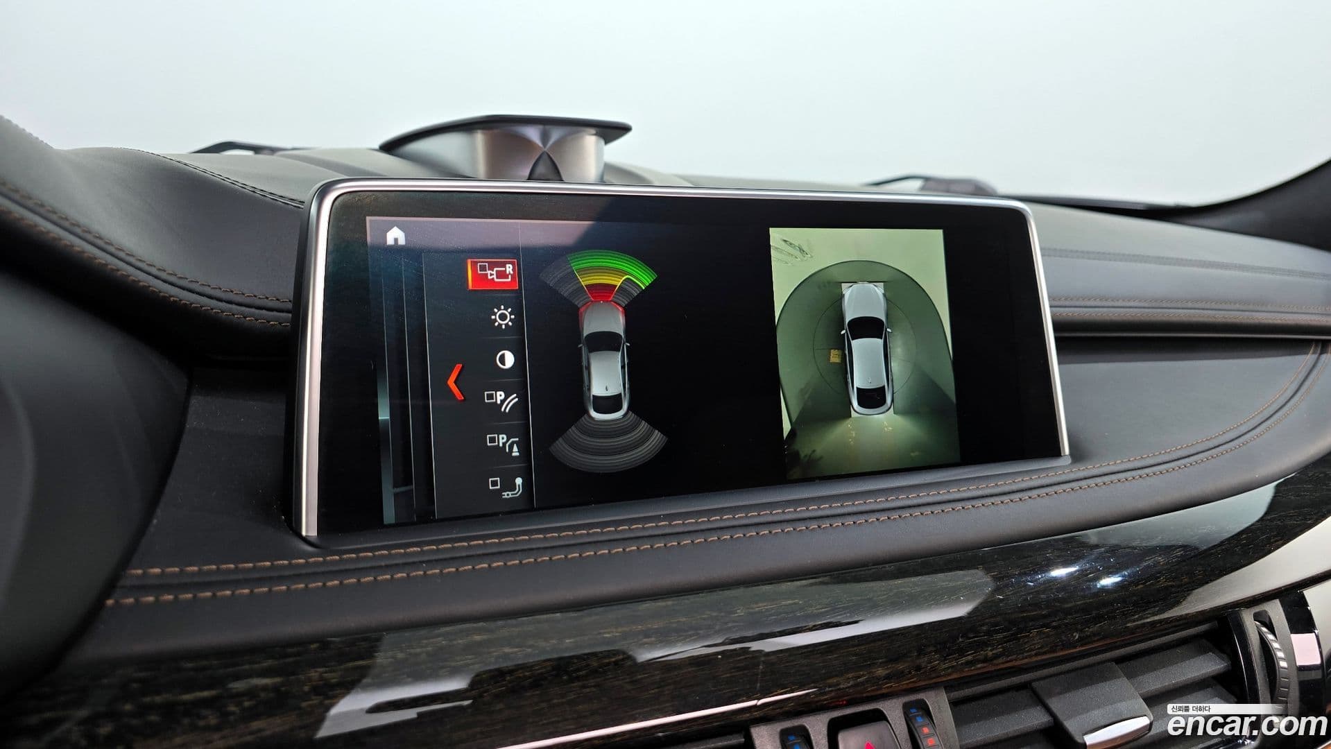 Main__Slider__Photo:X6 BMW 2017.3-14