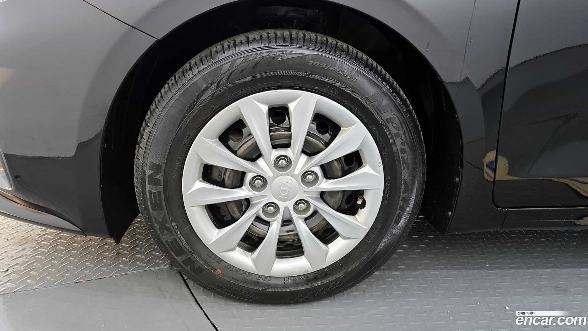 K3 Kia 2021.0-OUTER-005