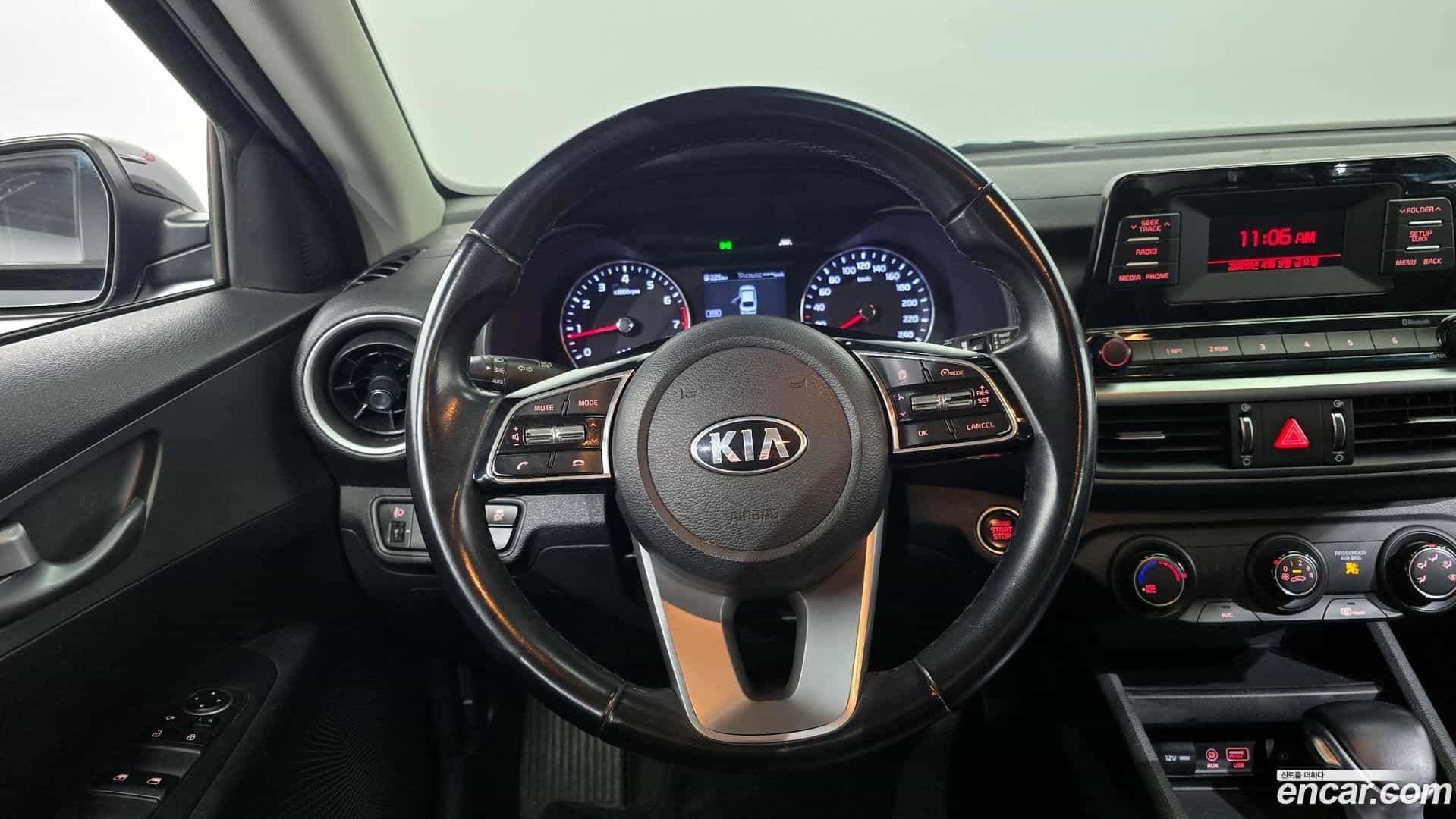 K3 Kia 2021.0-OPTION-017