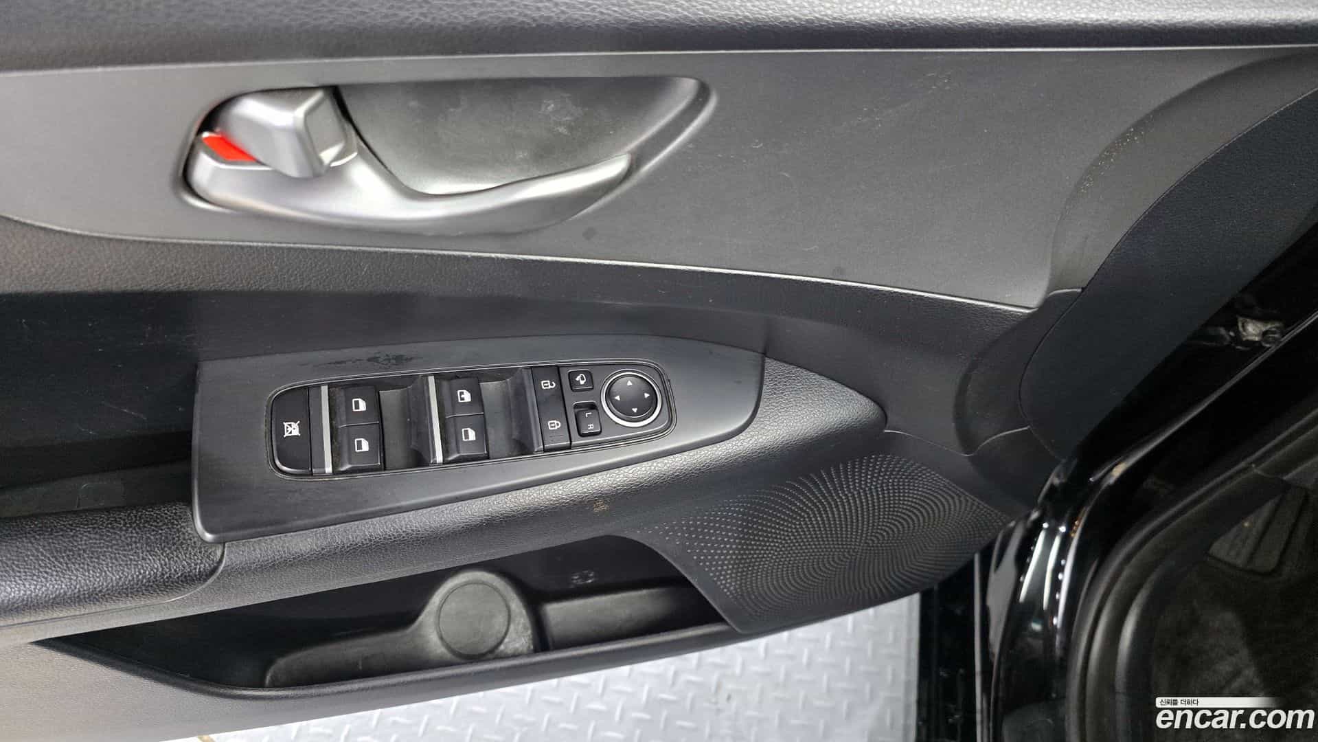 K3 Kia 2021.0-OPTION-018