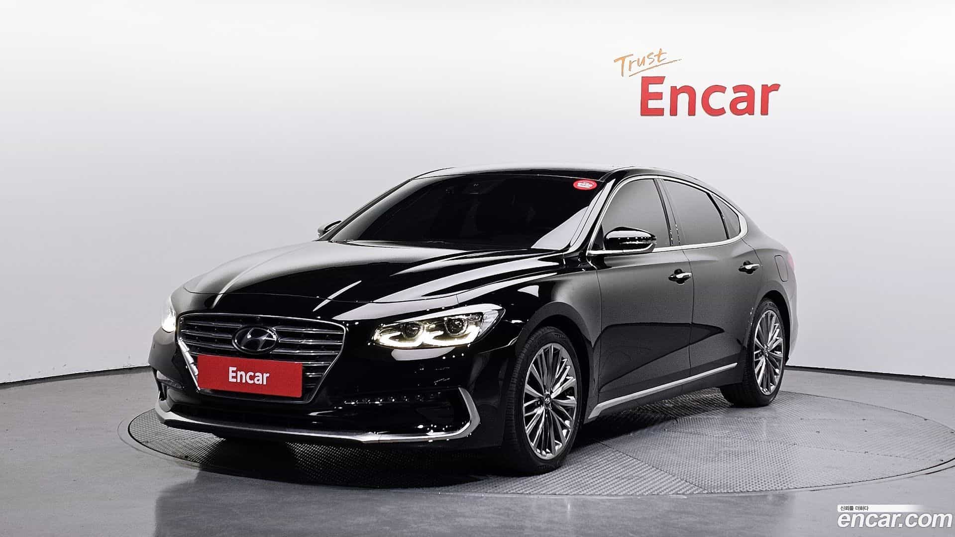 Grandeur Hyundai 2018.10-OUTER-001