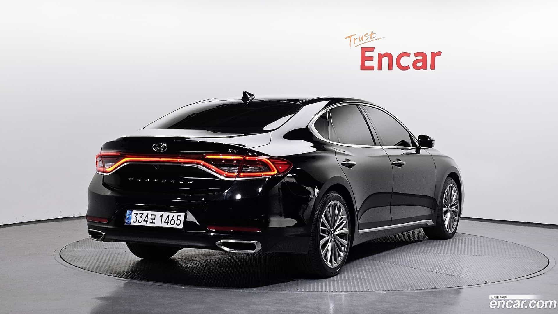 Grandeur Hyundai 2018.10-OUTER-002