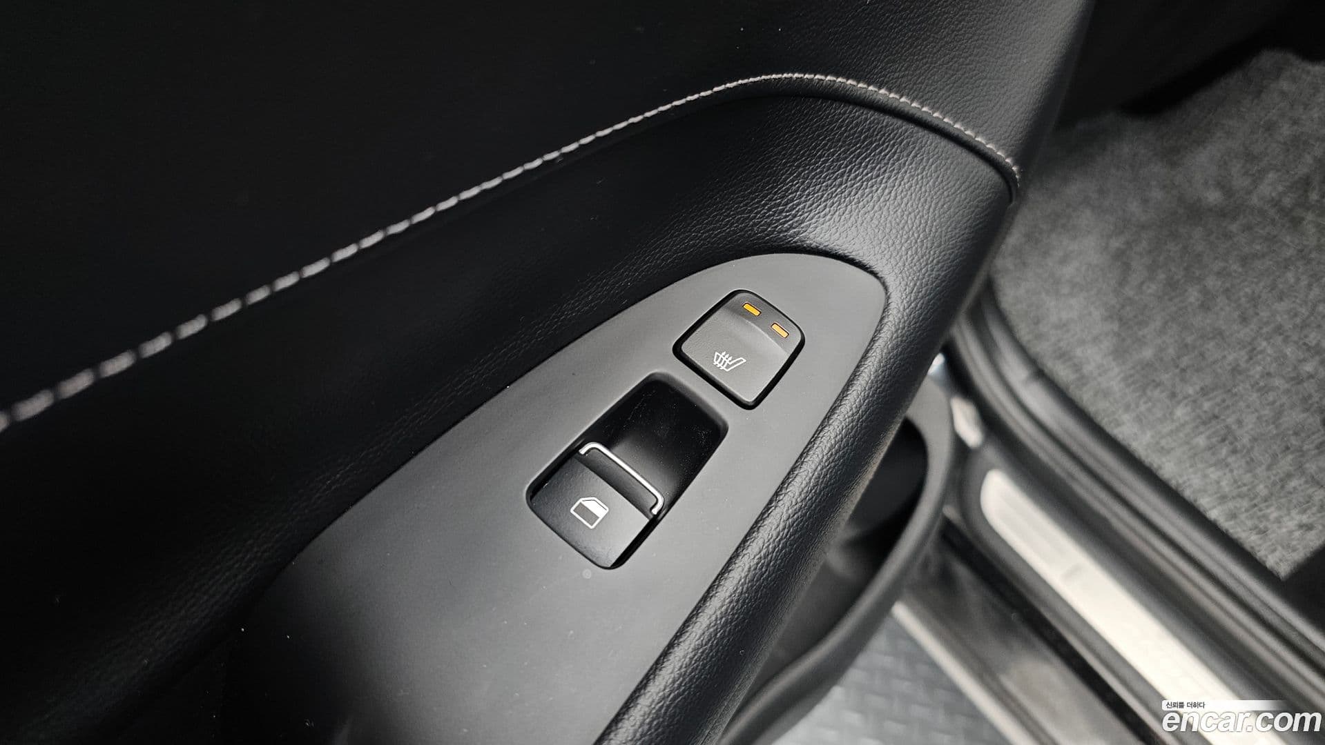 Main__Slider__Photo:Grandeur Hyundai 2018.10-18