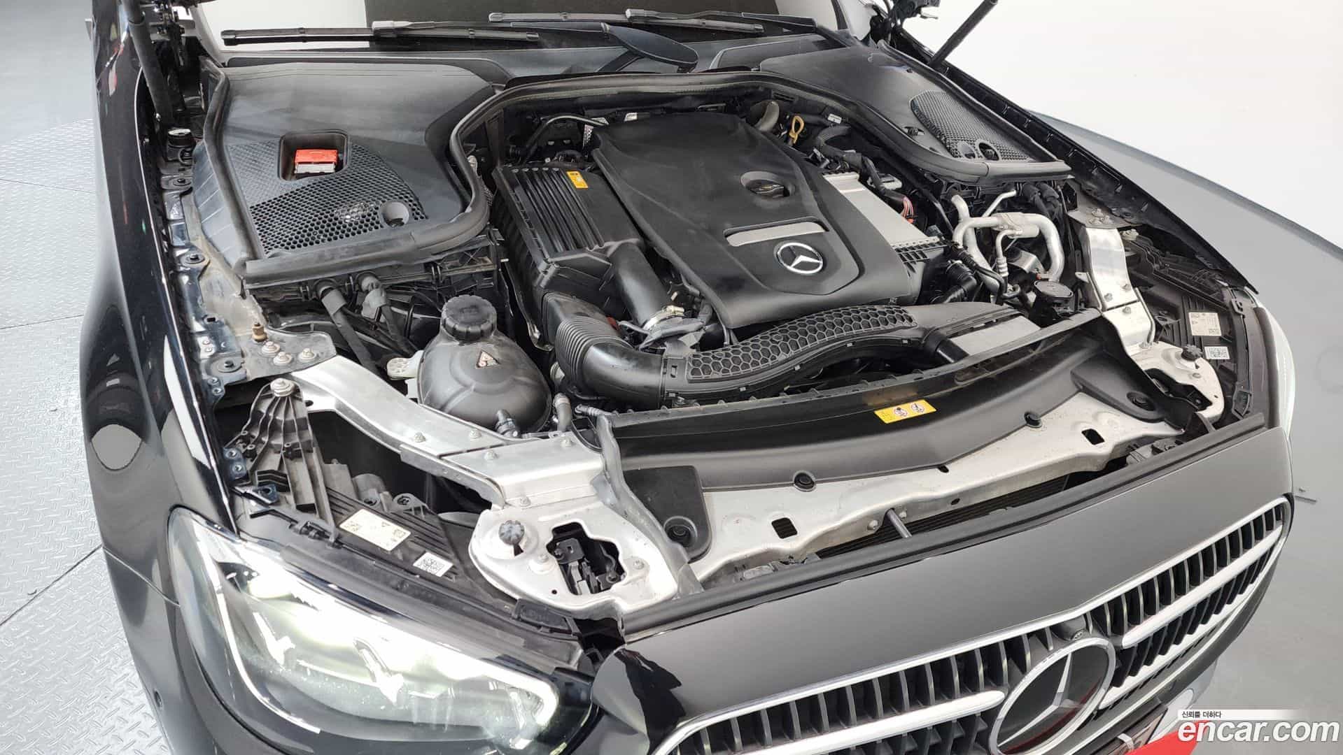 E-Class Mercedes-Benz 2022.1-INNER-006