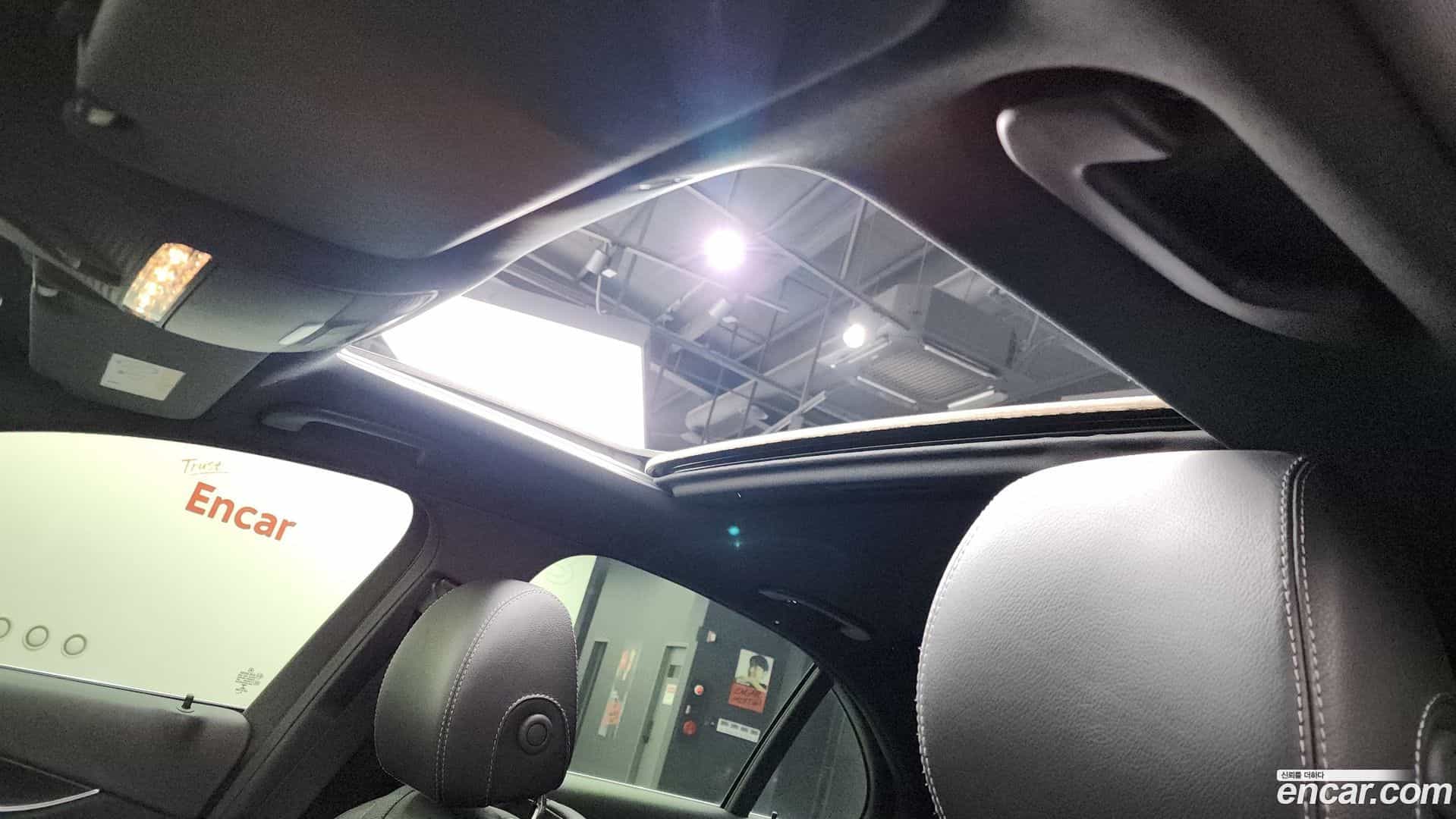 E-Class Mercedes-Benz 2022.1-OPTION-023