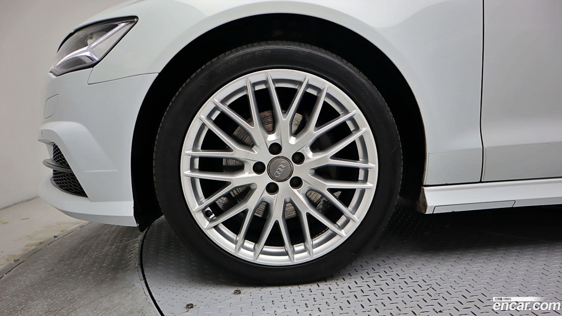 Main__Slider__Photo:A6 Audi 2018.6-3