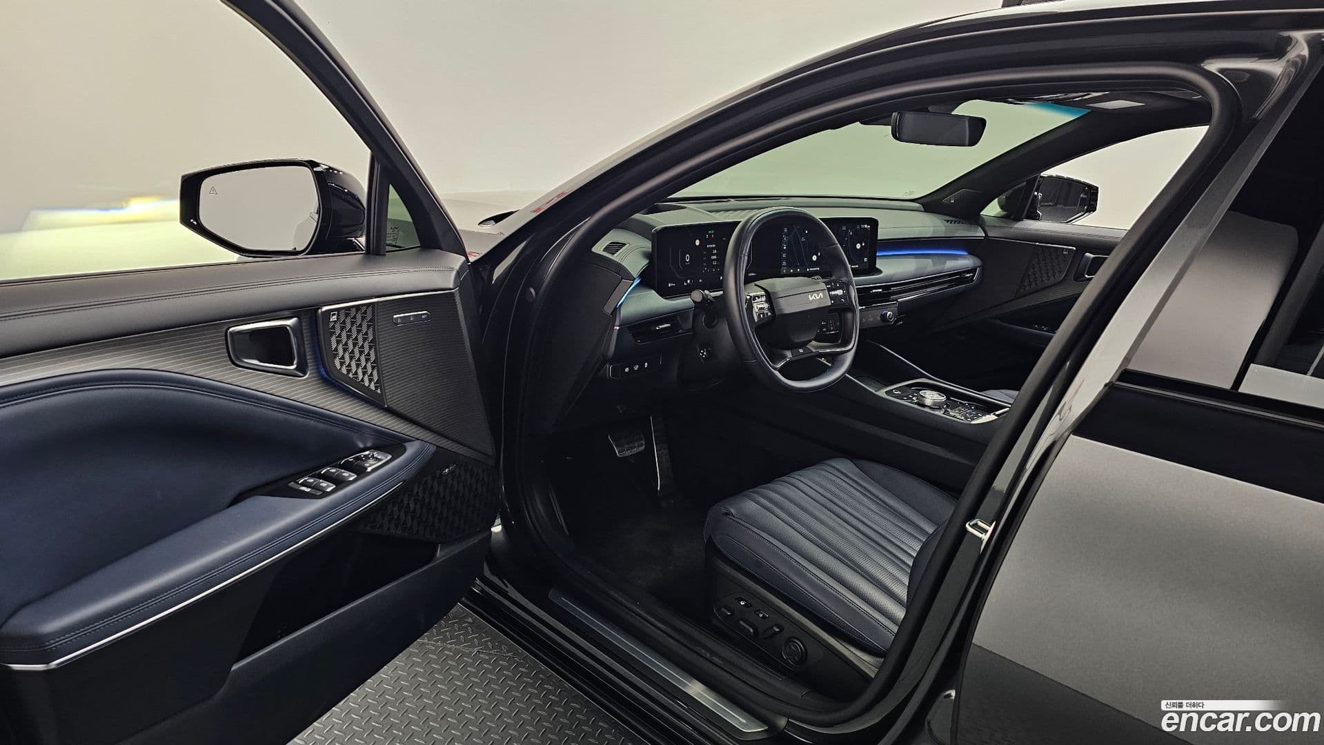 Main__Slider__Photo:K8 Kia 2024.8-9