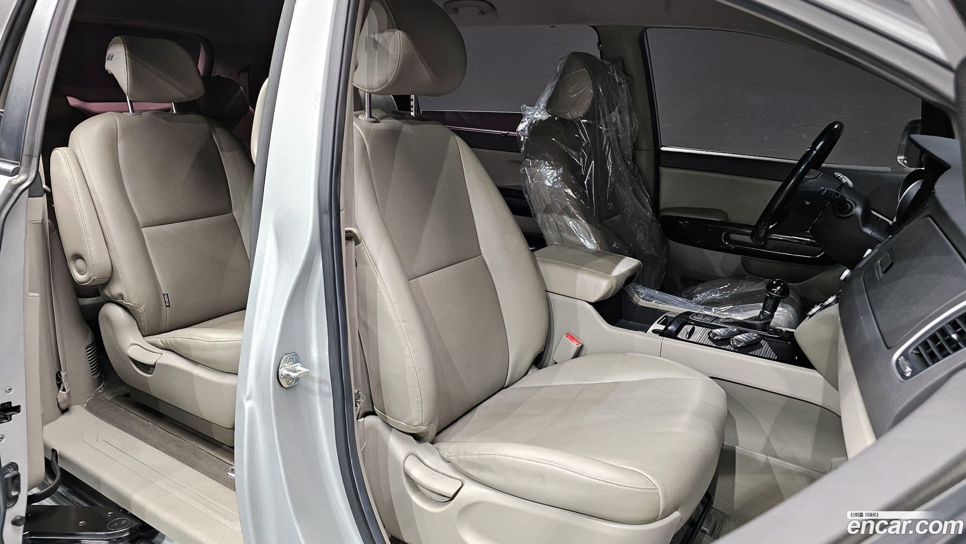 Main__Slider__Photo:Canival Kia 2014.9-9