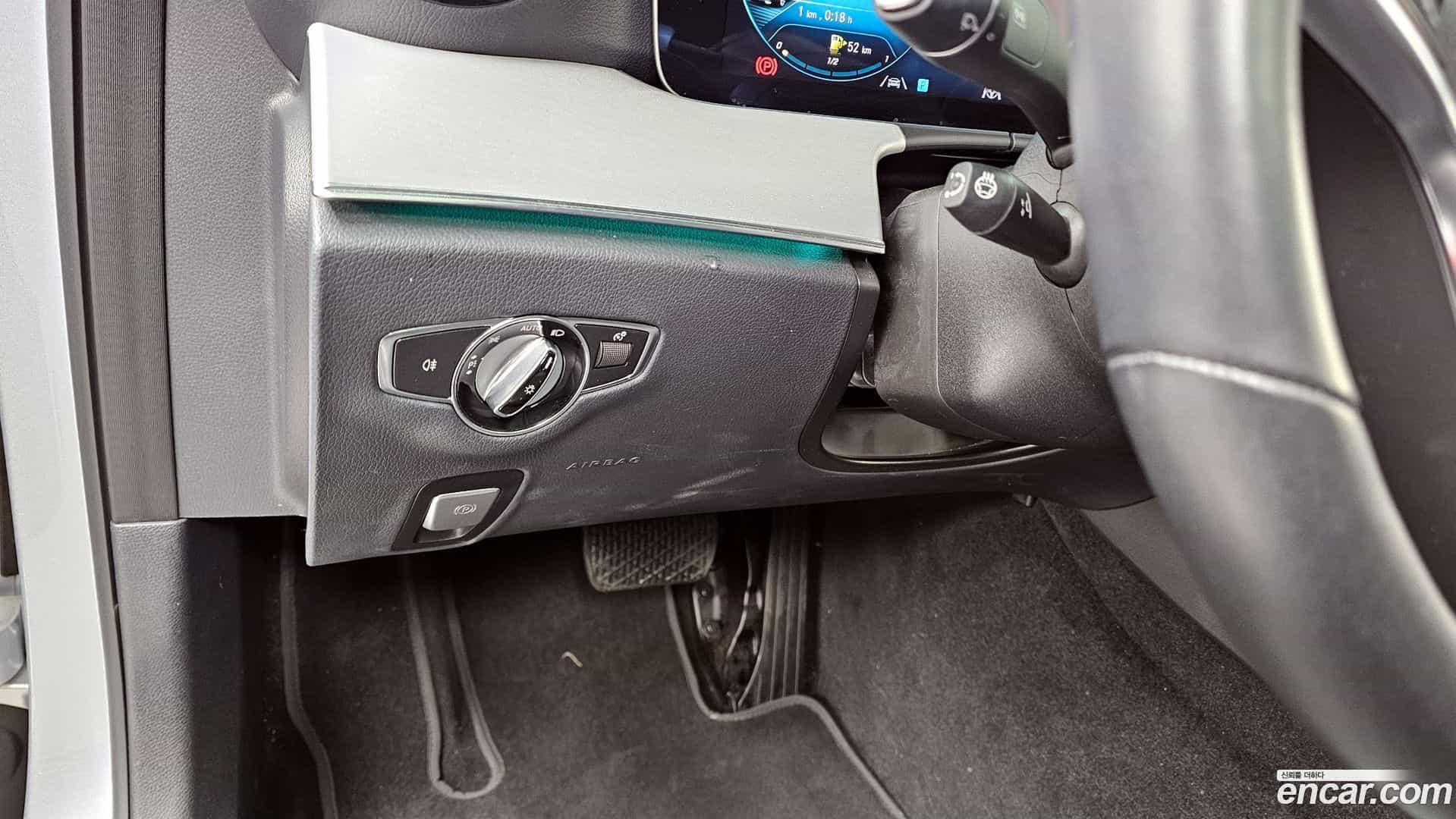 E-Class Mercedes-Benz 2020.10-OPTION-020