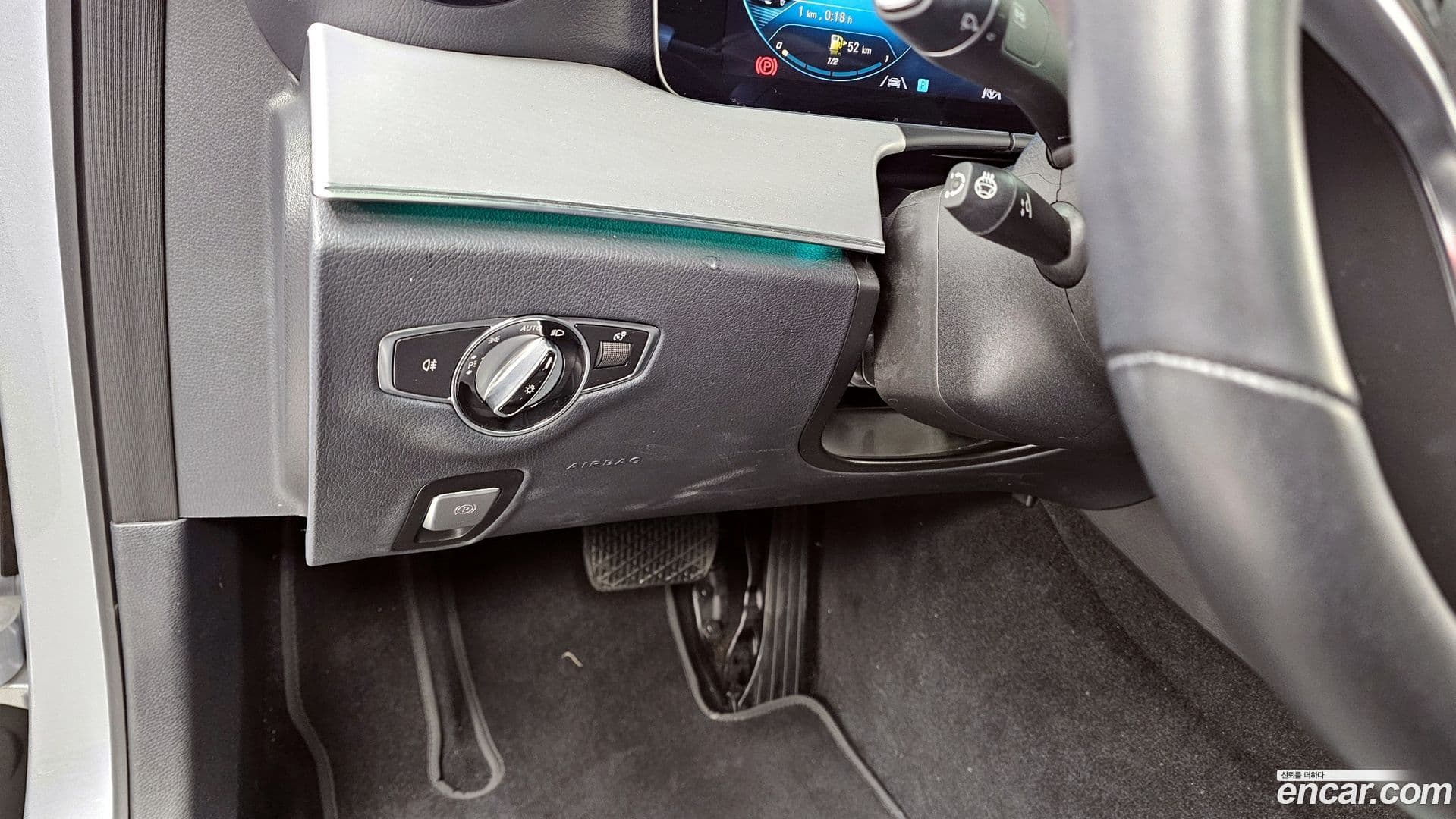 Main__Slider__Photo:E-Class Mercedes-Benz 2020.10-15