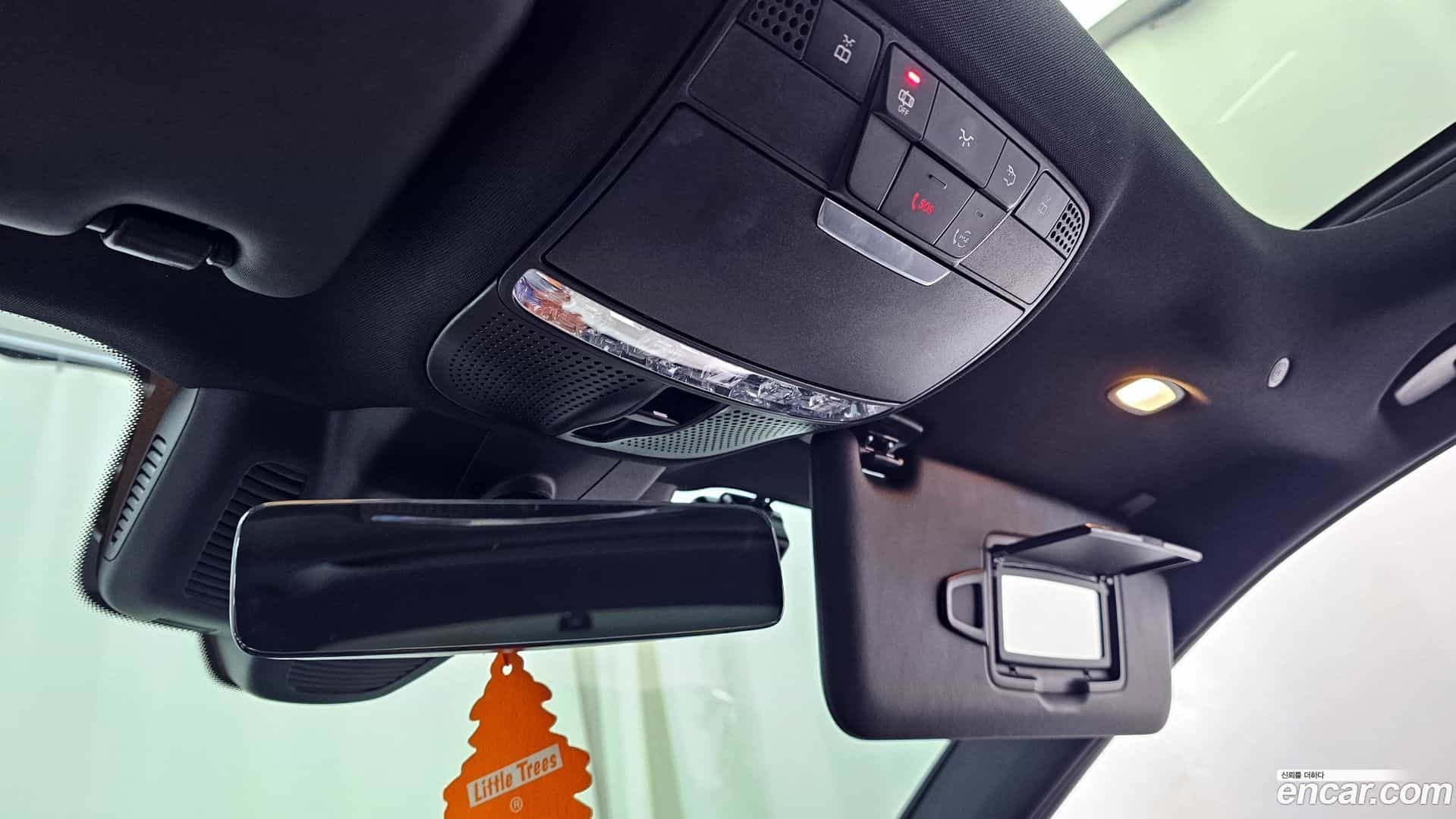 E-Class Mercedes-Benz 2020.10-OPTION-021