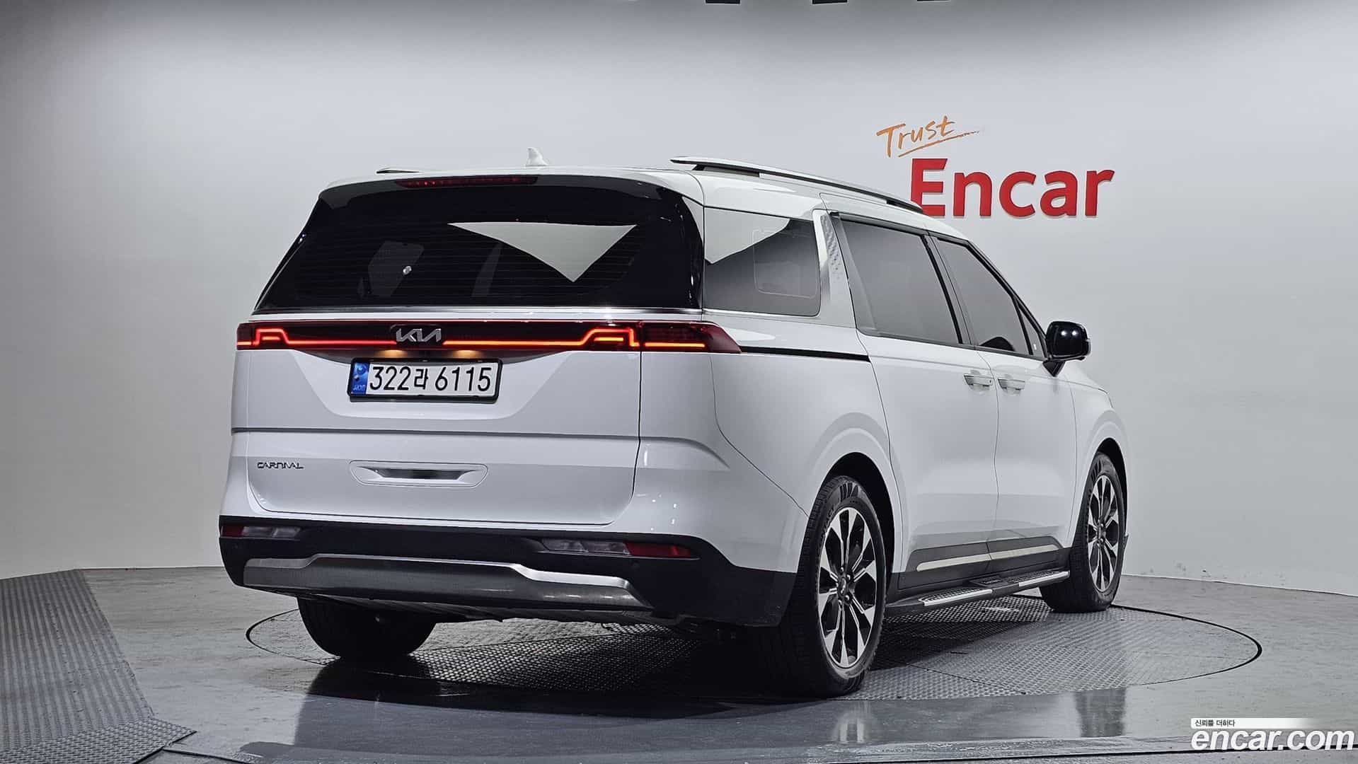 Canival Kia 2023.0-OUTER-002