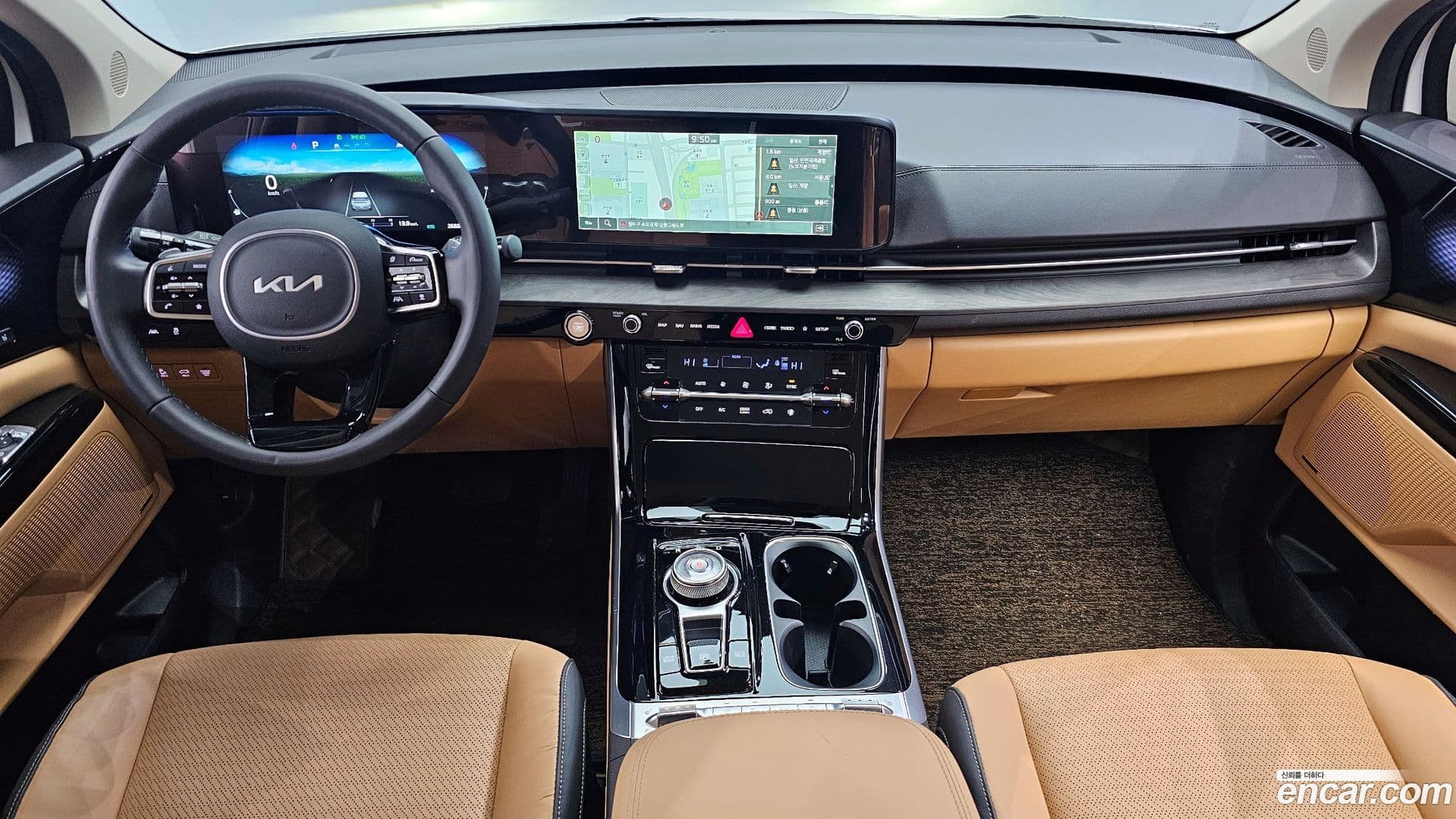 Main__Slider__Photo:Canival Kia 2023.0-6