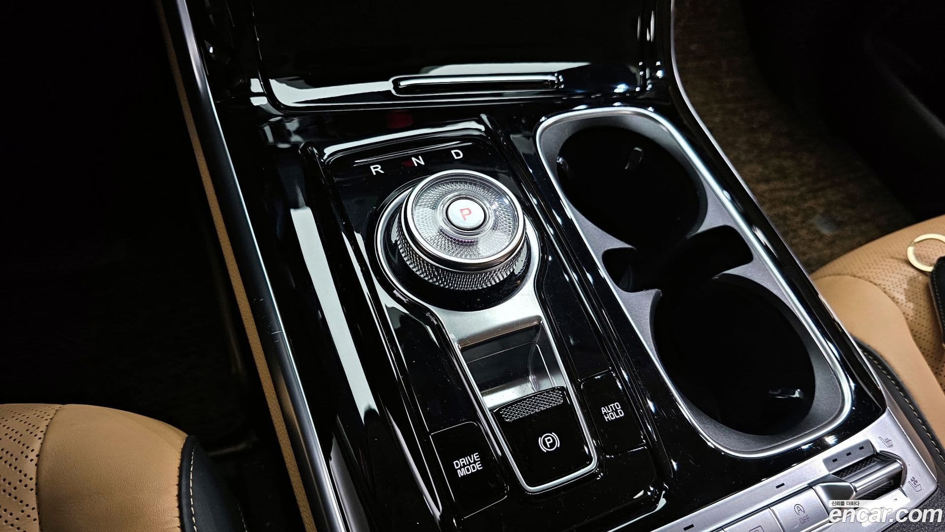 Main__Slider__Photo:Canival Kia 2023.0-8