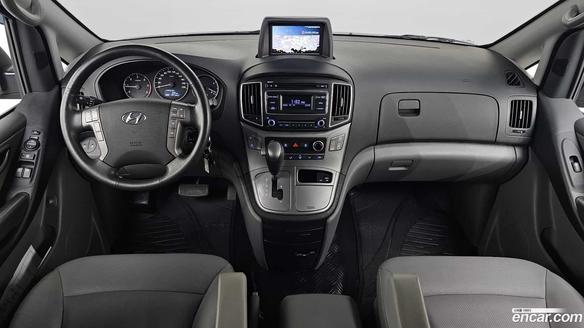 Starex Hyundai 2018.10-INNER-007