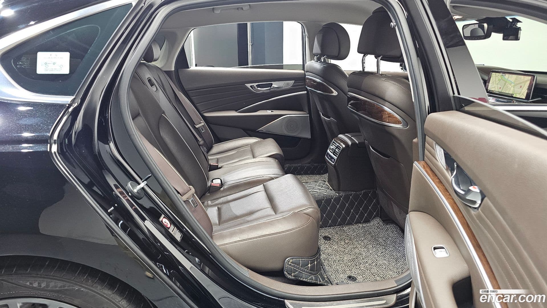 Main__Slider__Photo:K9 Kia 2018.10-11