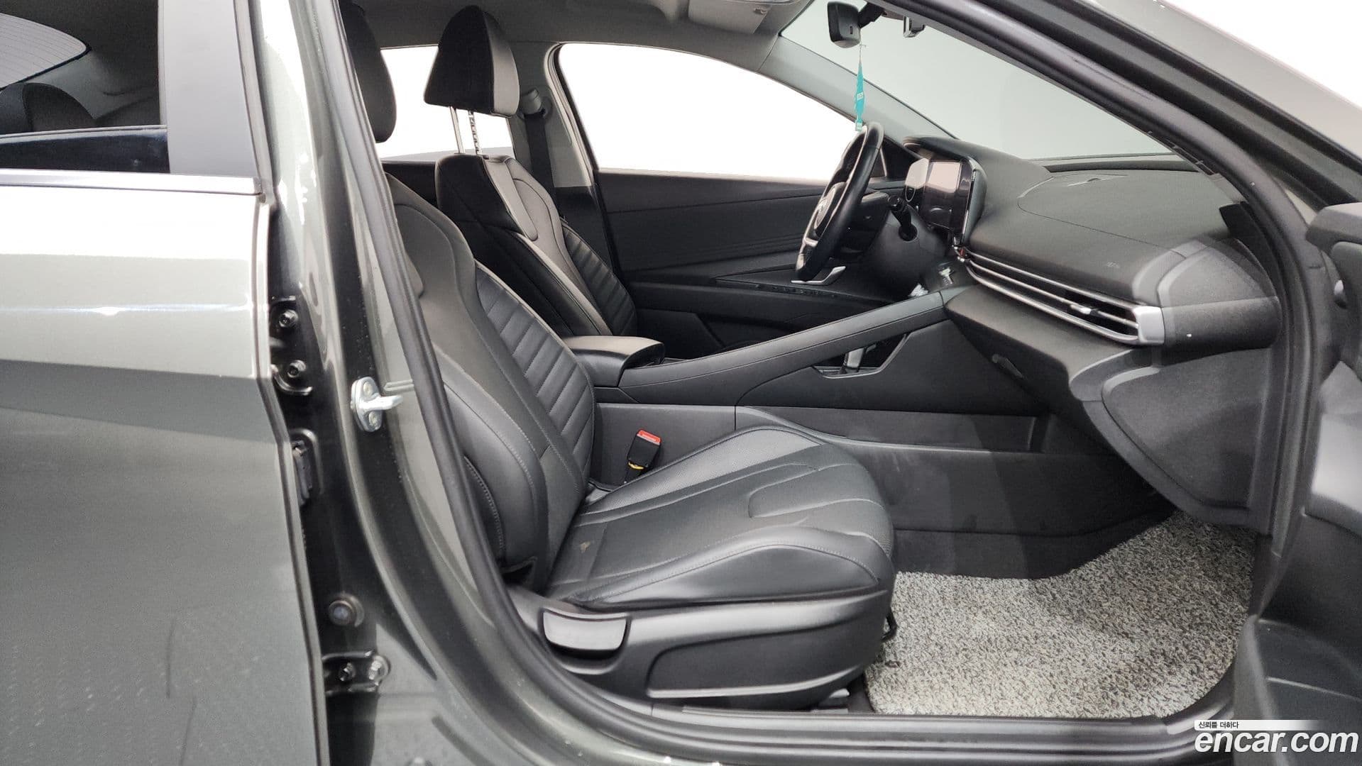 Main__Slider__Photo:AVANTE Hyundai 2020.8-10