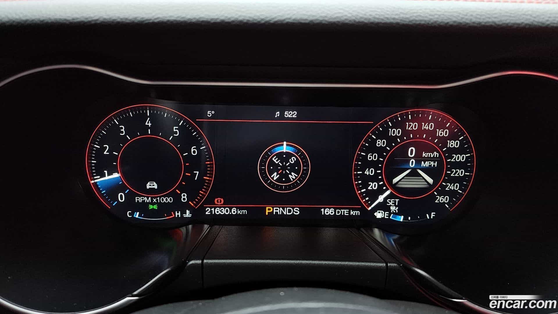 Mustang Ford 2023.4-INNER-008