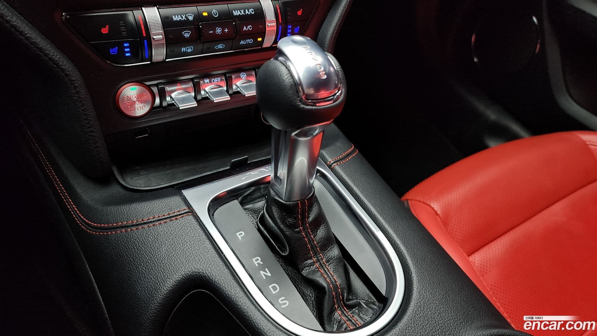 Main__Slider__Photo:Mustang Ford 2023.4-8