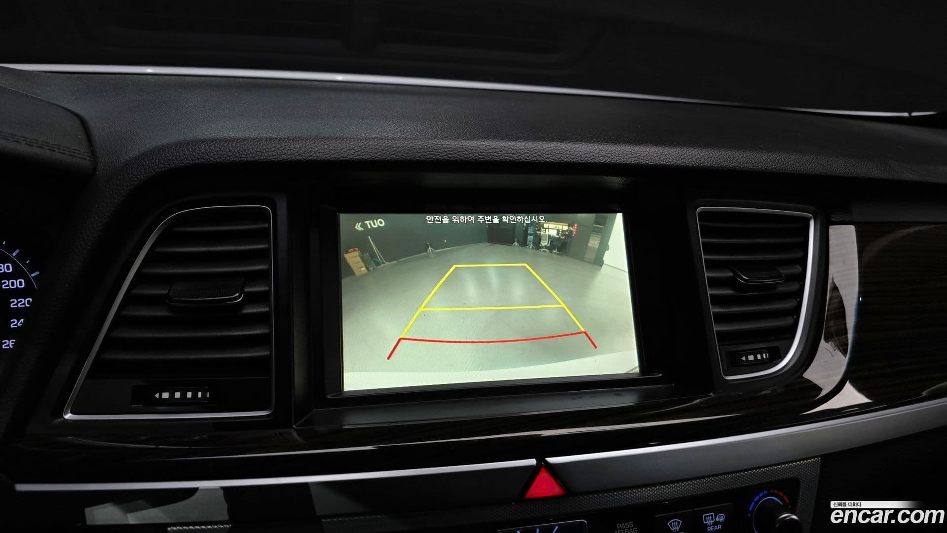 Main__Slider__Photo:G80 Genesis 2017.1-15