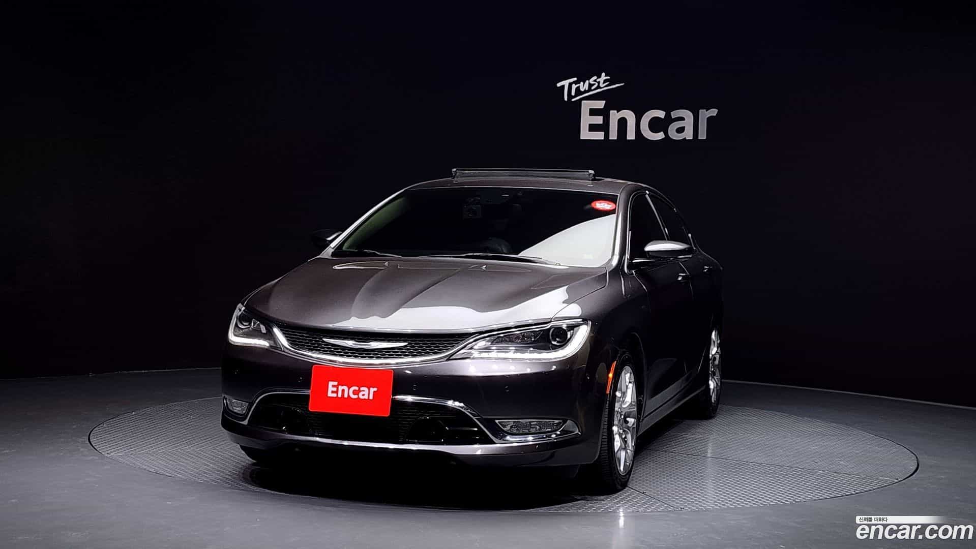 200 Chrysler 2015.5-OUTER-003