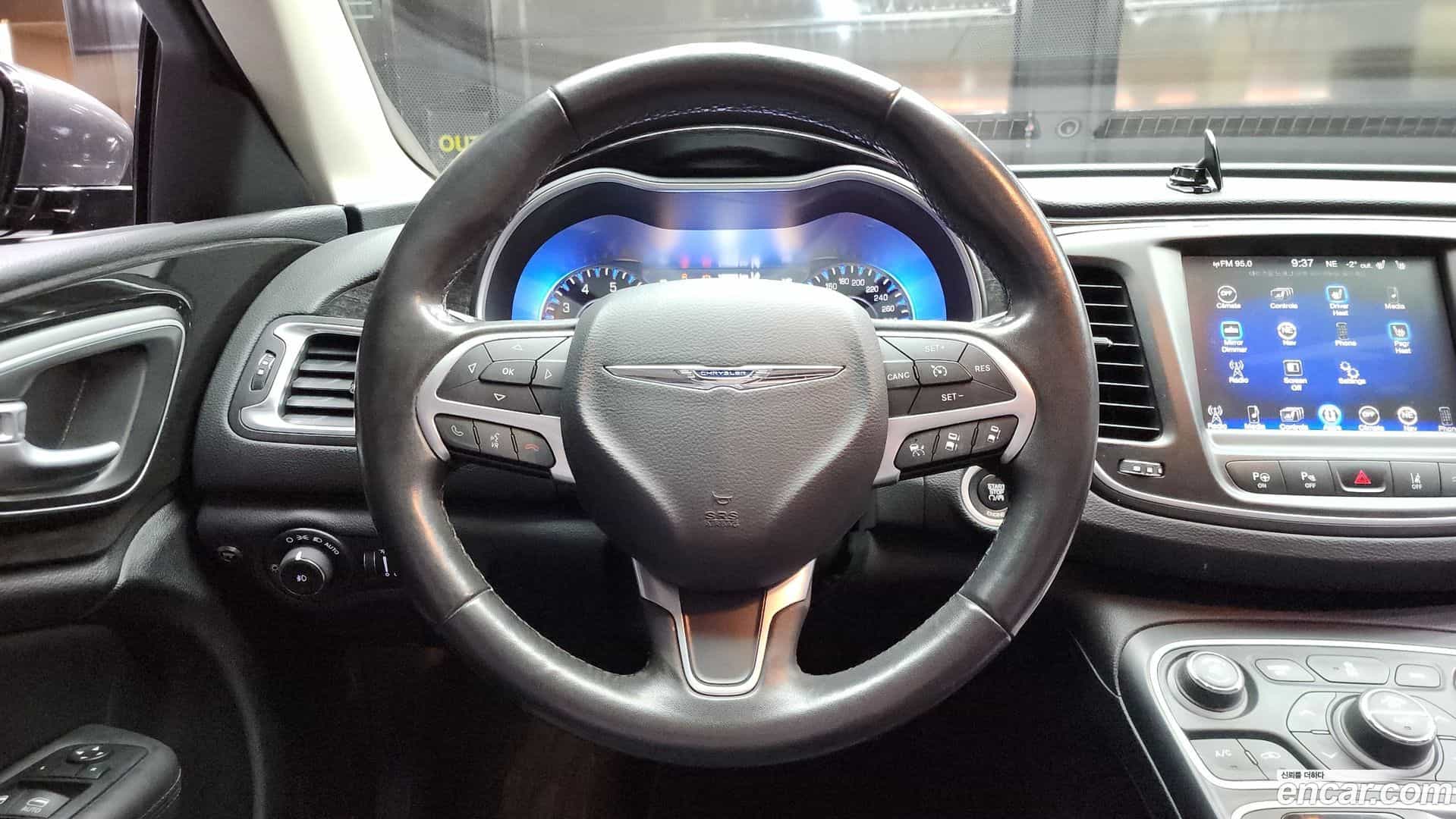 200 Chrysler 2015.5-OPTION-017