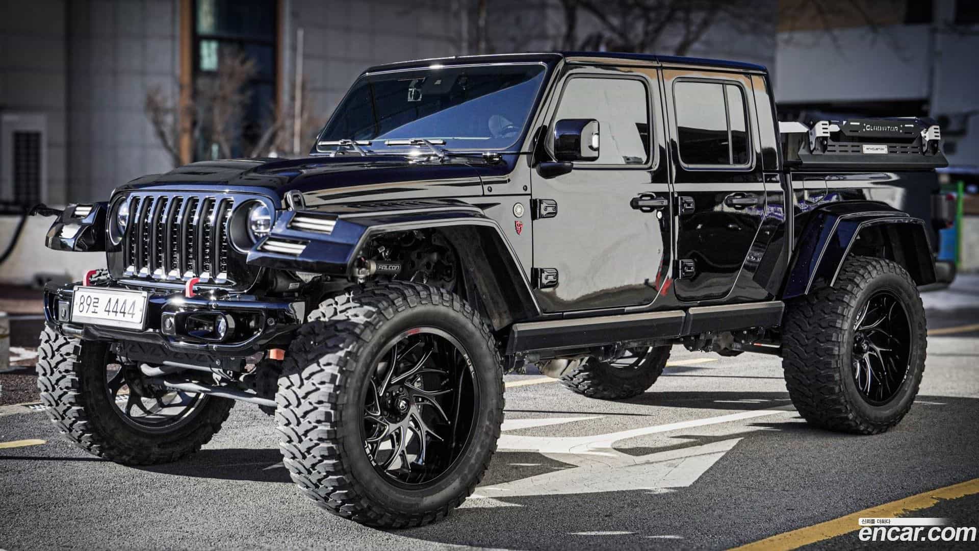 Gladiator Jeep 2020.10-OUTER-001