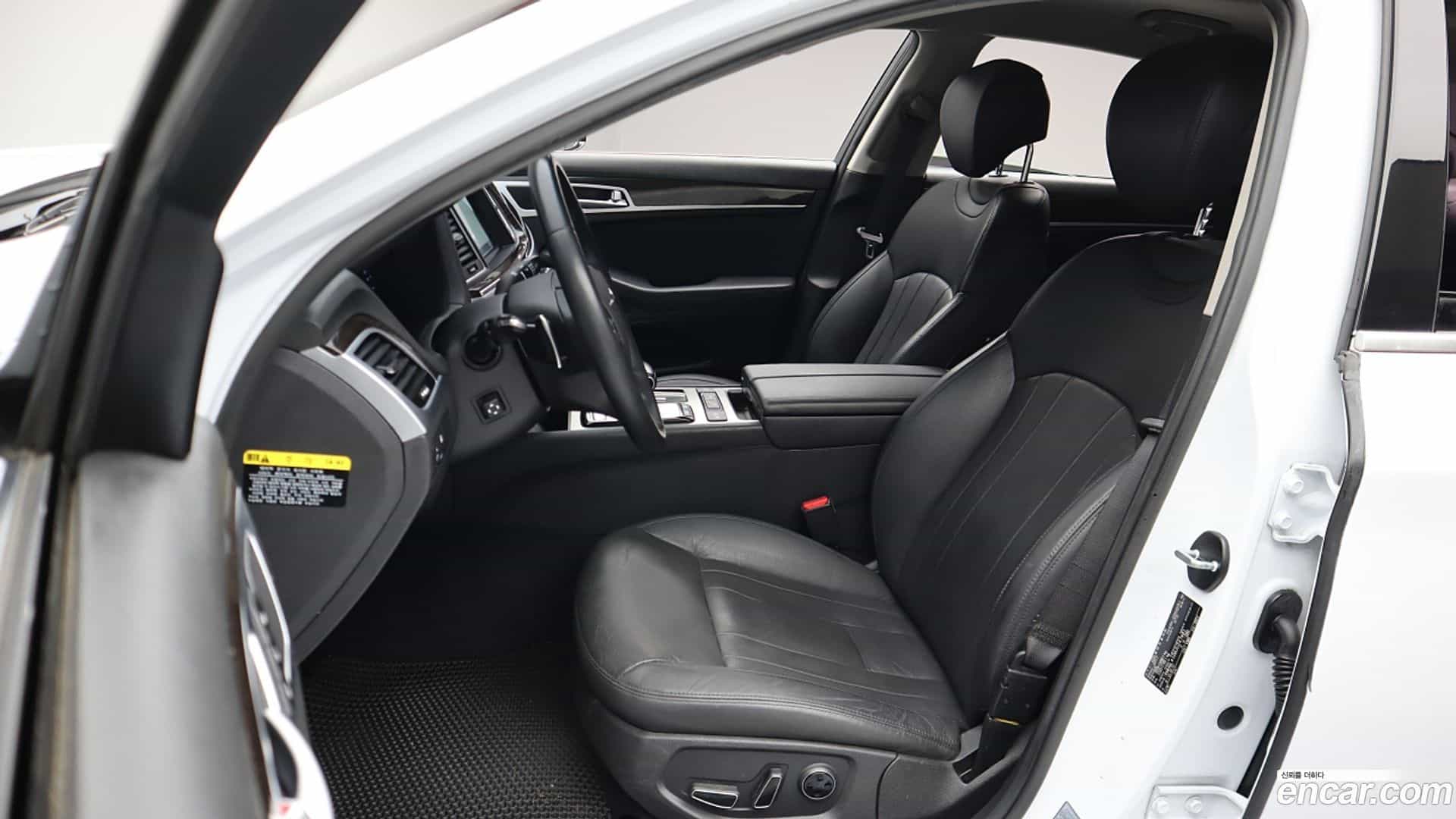 G80 Genesis 2017.6-INNER-006