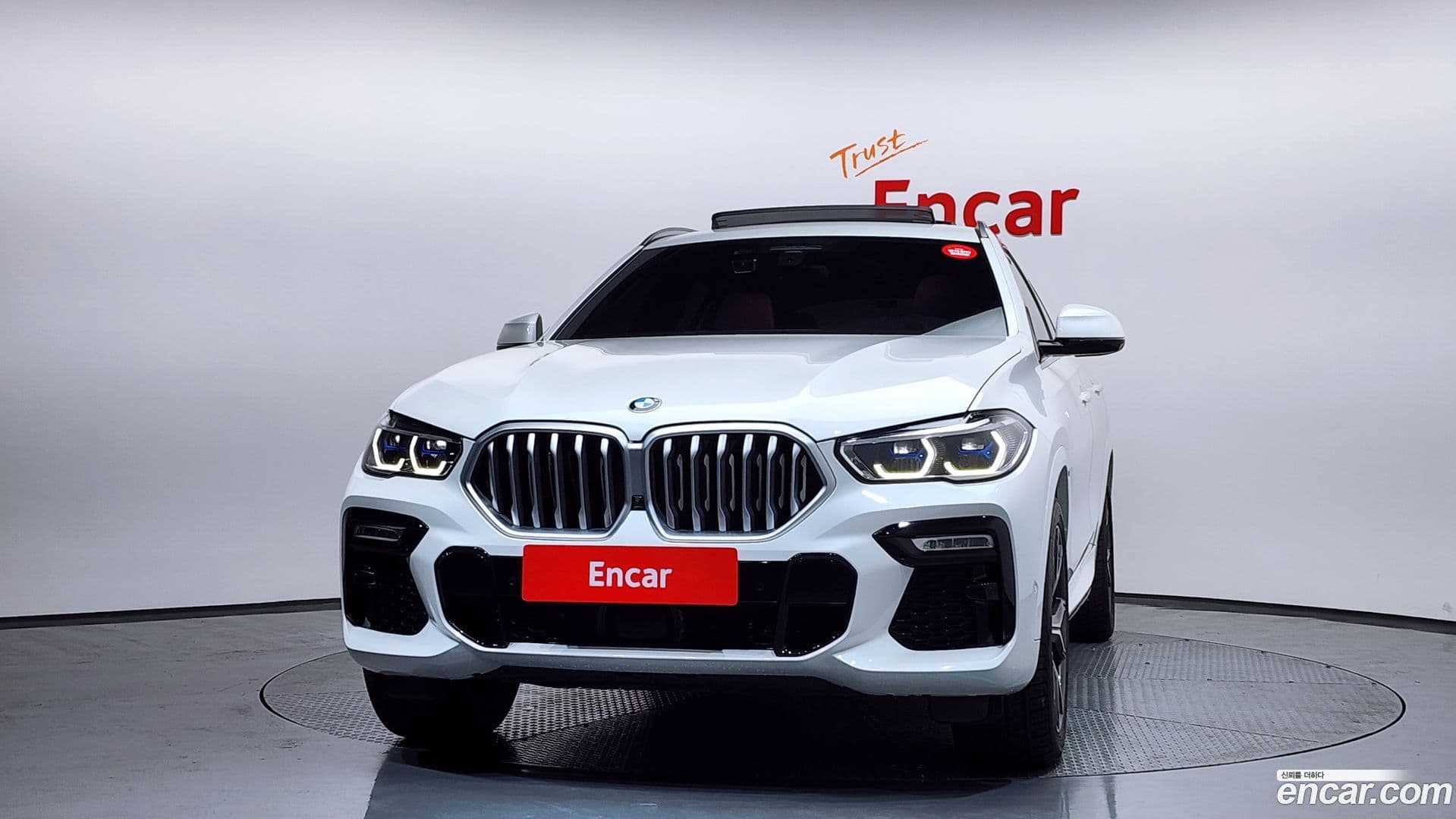 Main__Slider__Photo:X6 BMW 2021.5-2