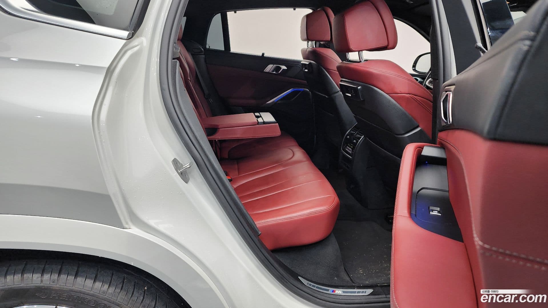 Main__Slider__Photo:X6 BMW 2021.5-11