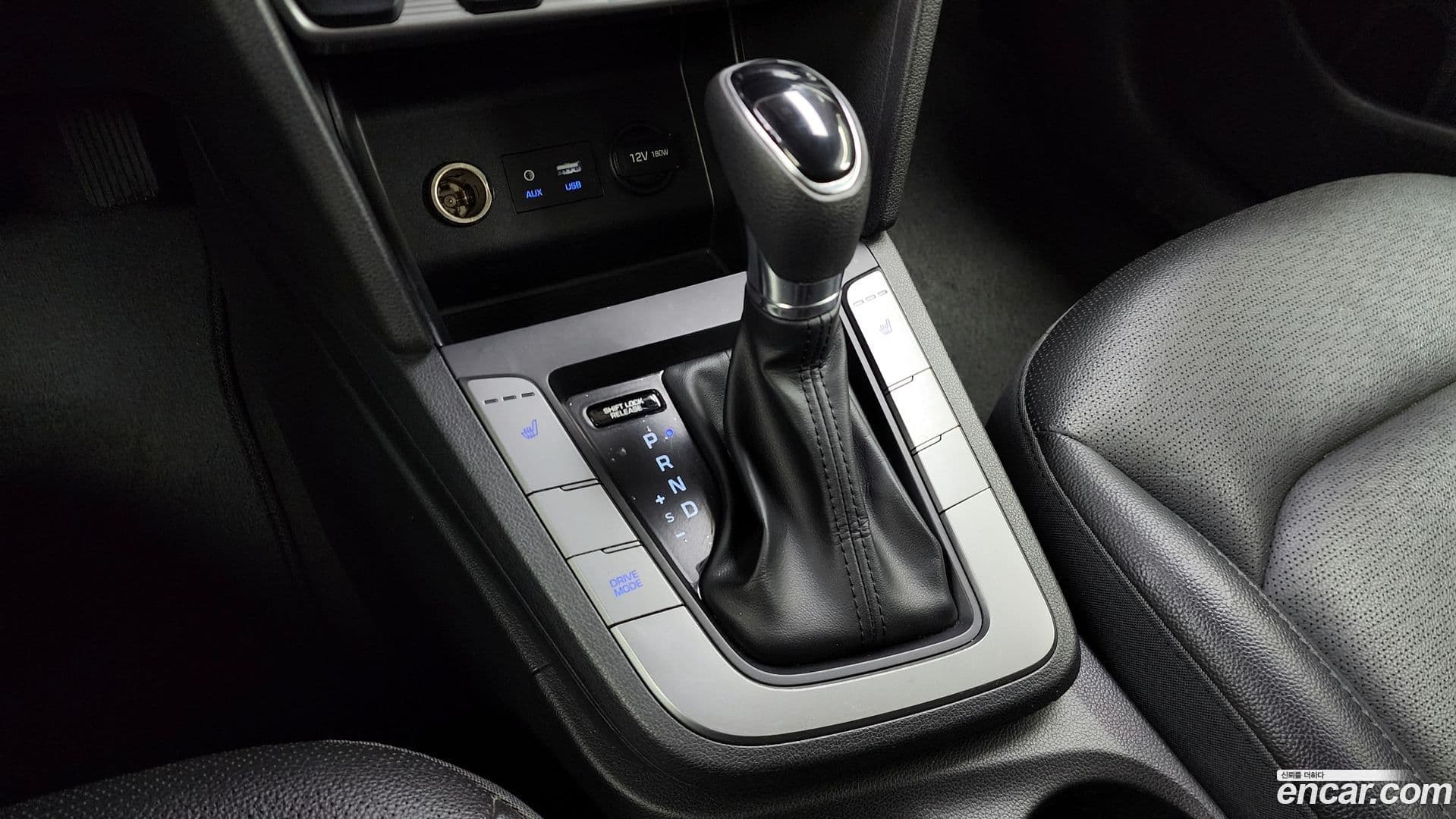 Main__Slider__Photo:AVANTE Hyundai 2018.10-8